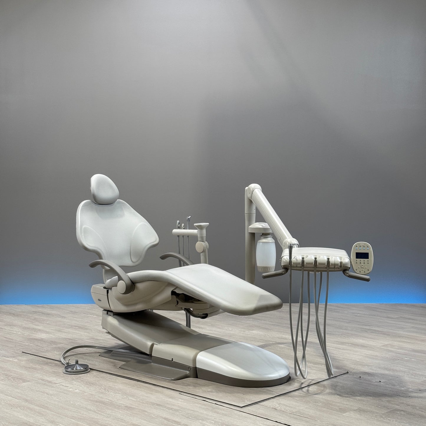 A‑dec 511R/532R Dental Chair Package