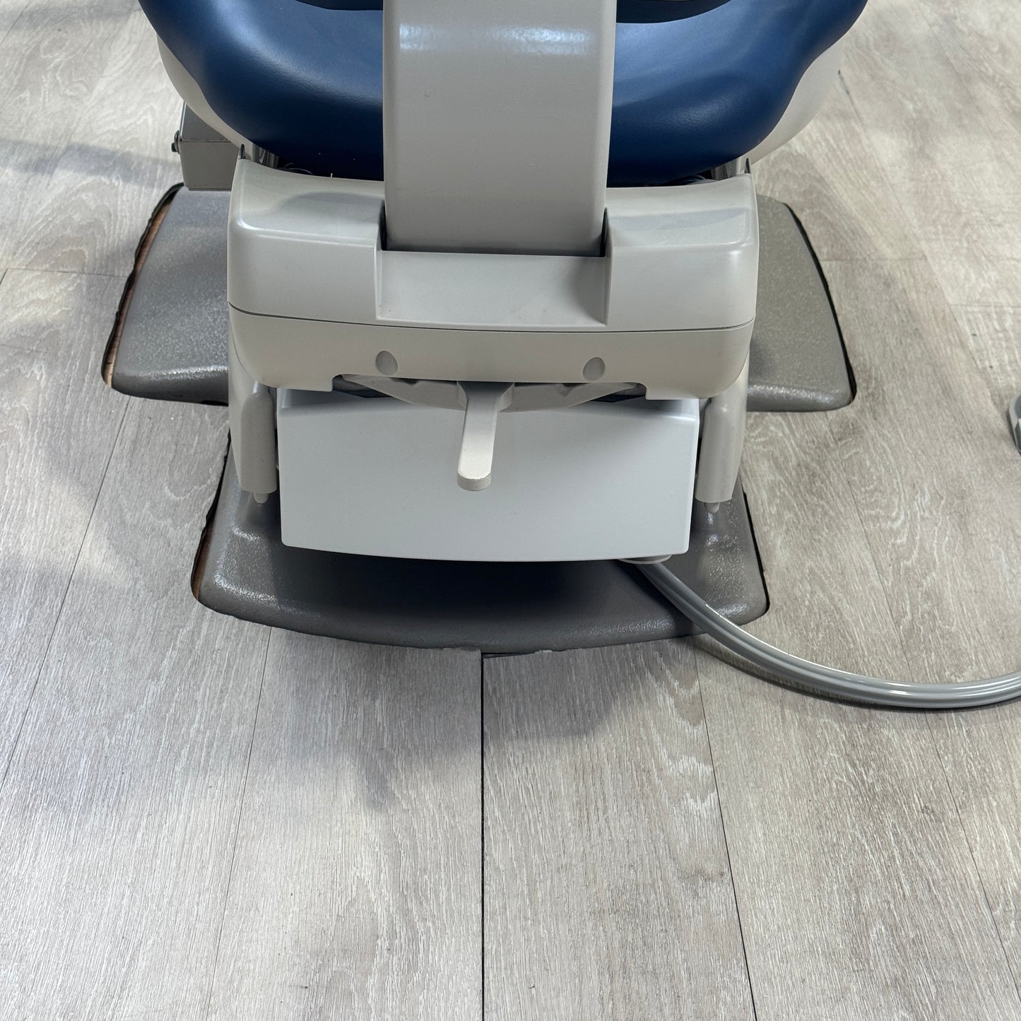 A‑dec 511R/532R Dental Chair Package