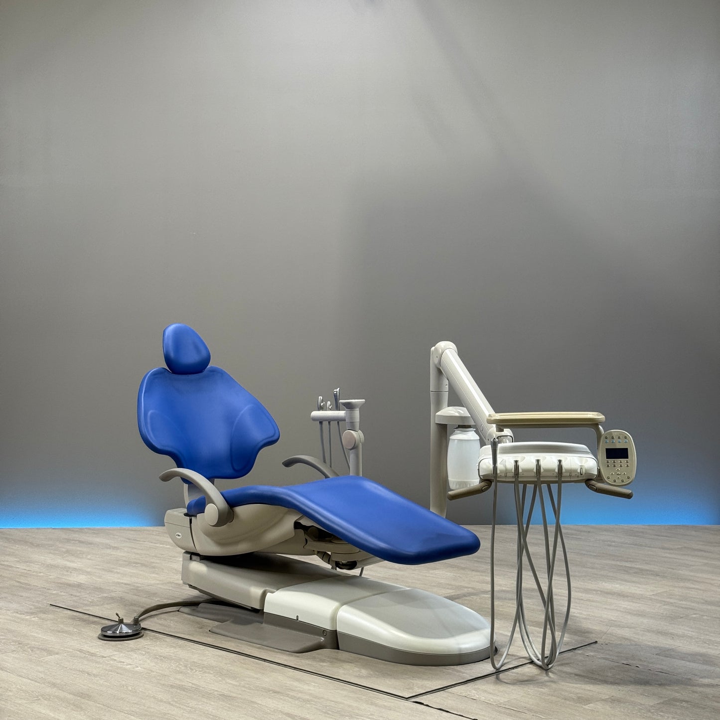 A‑dec 511R/532R Dental Chair Package