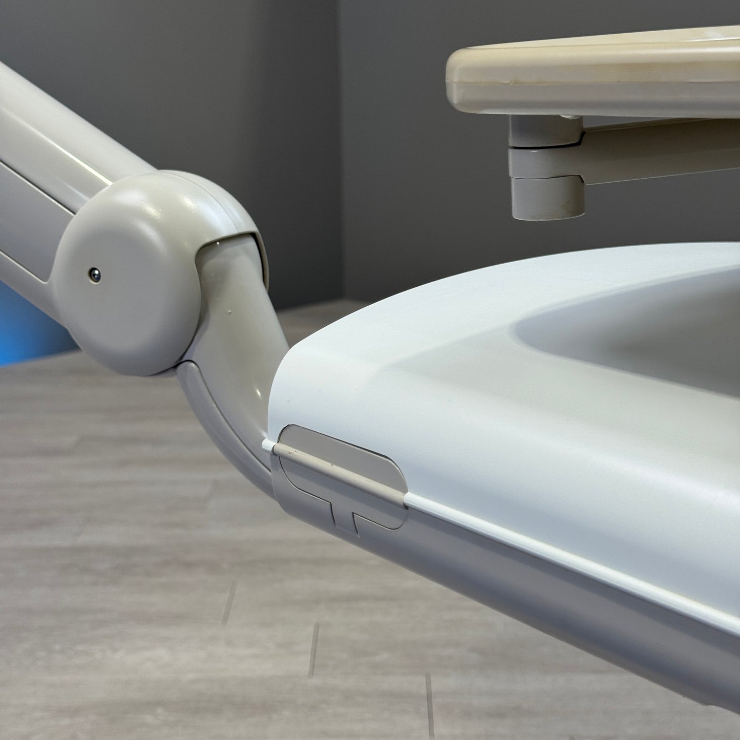 A‑dec 511R/532R Dental Chair Package