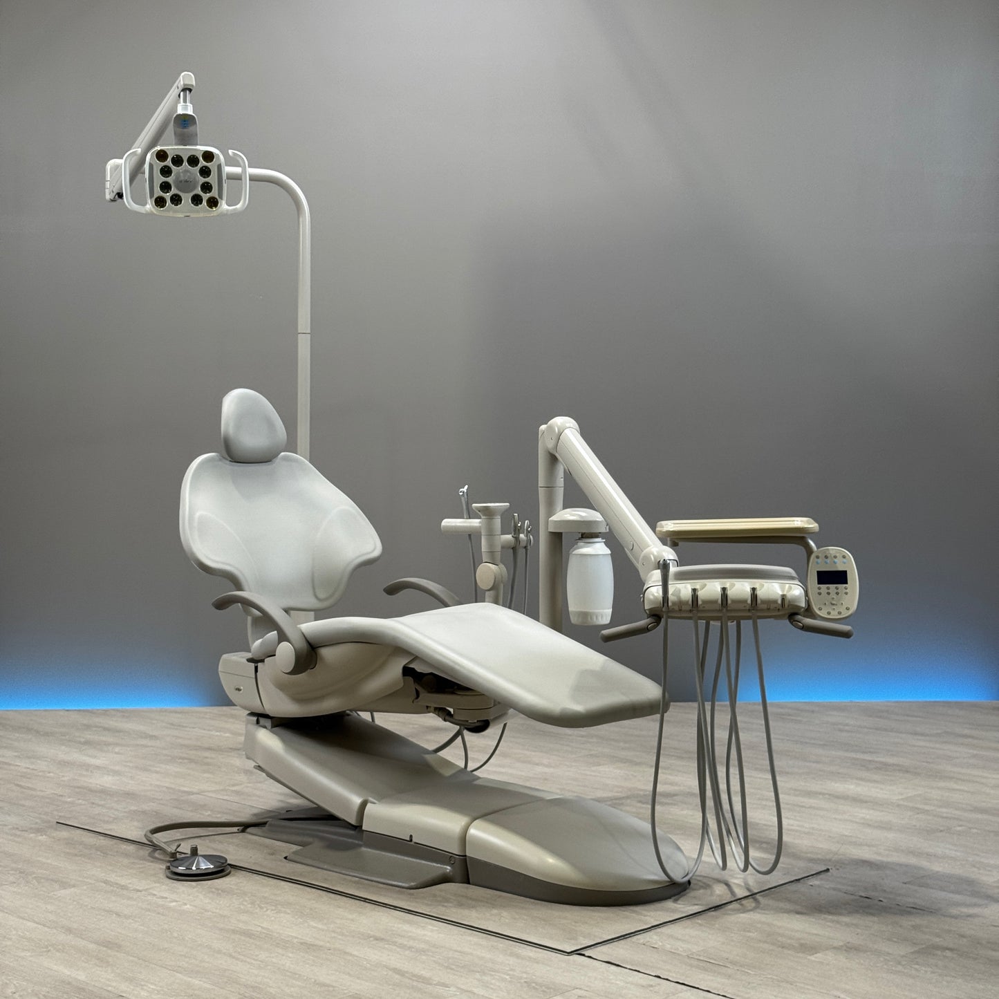 A‑dec 511R/532R Dental Chair Package