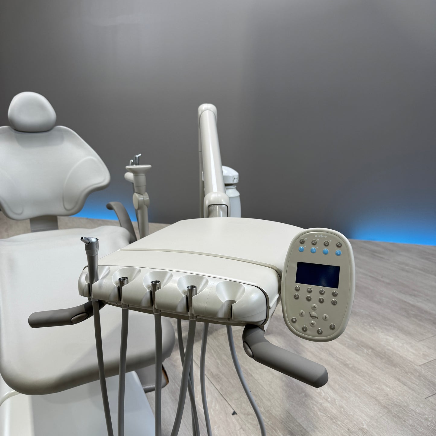 A‑dec 511R/532R Dental Chair Package
