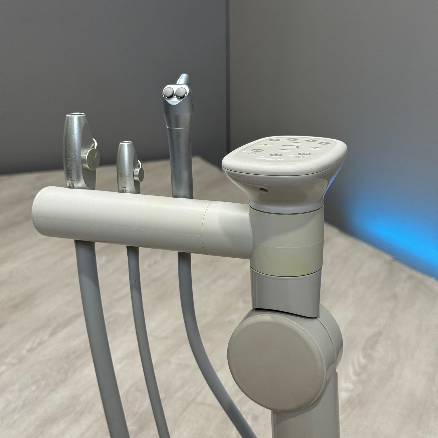 A‑dec 511R/532R Dental Chair Package