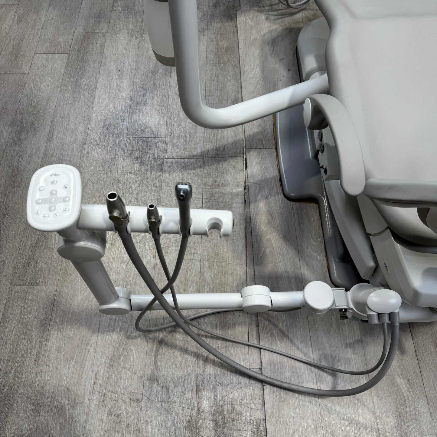A‑dec 511R/532R Dental Chair Package