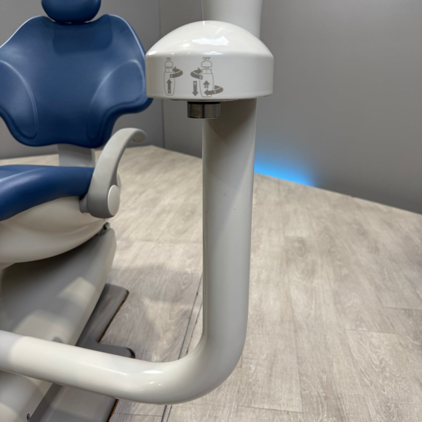 A‑dec 511R/532R Dental Chair Package