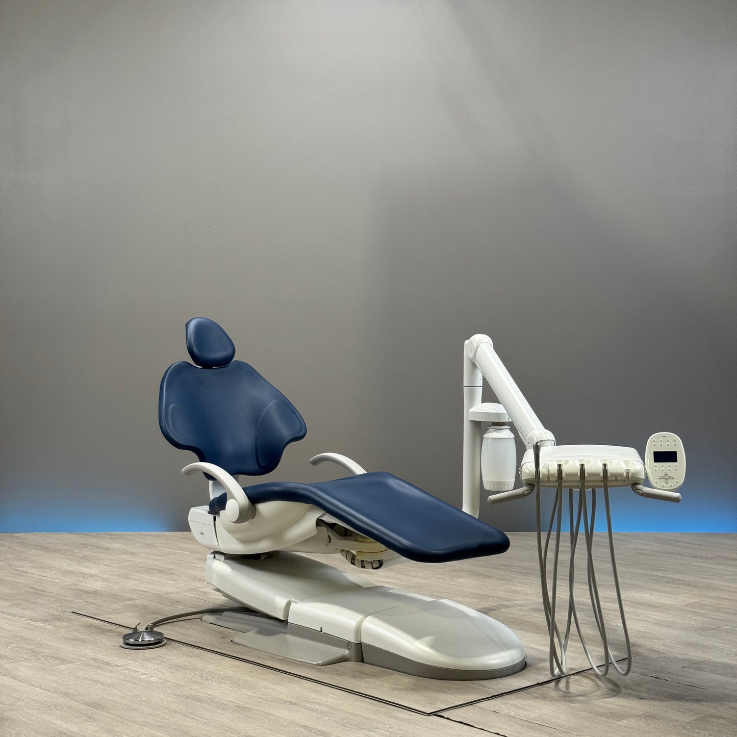 A‑dec 511R/532R Dental Chair Package