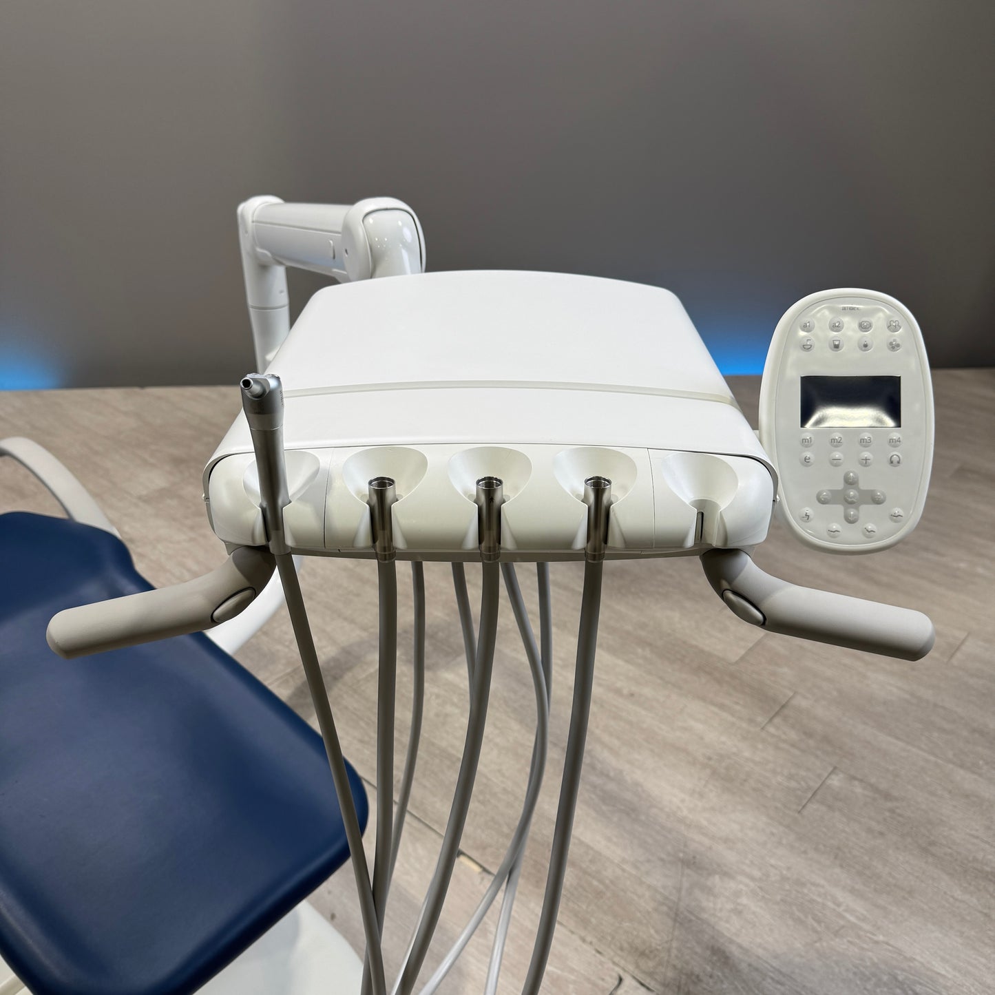 A‑dec 511R/532R Dental Chair Package
