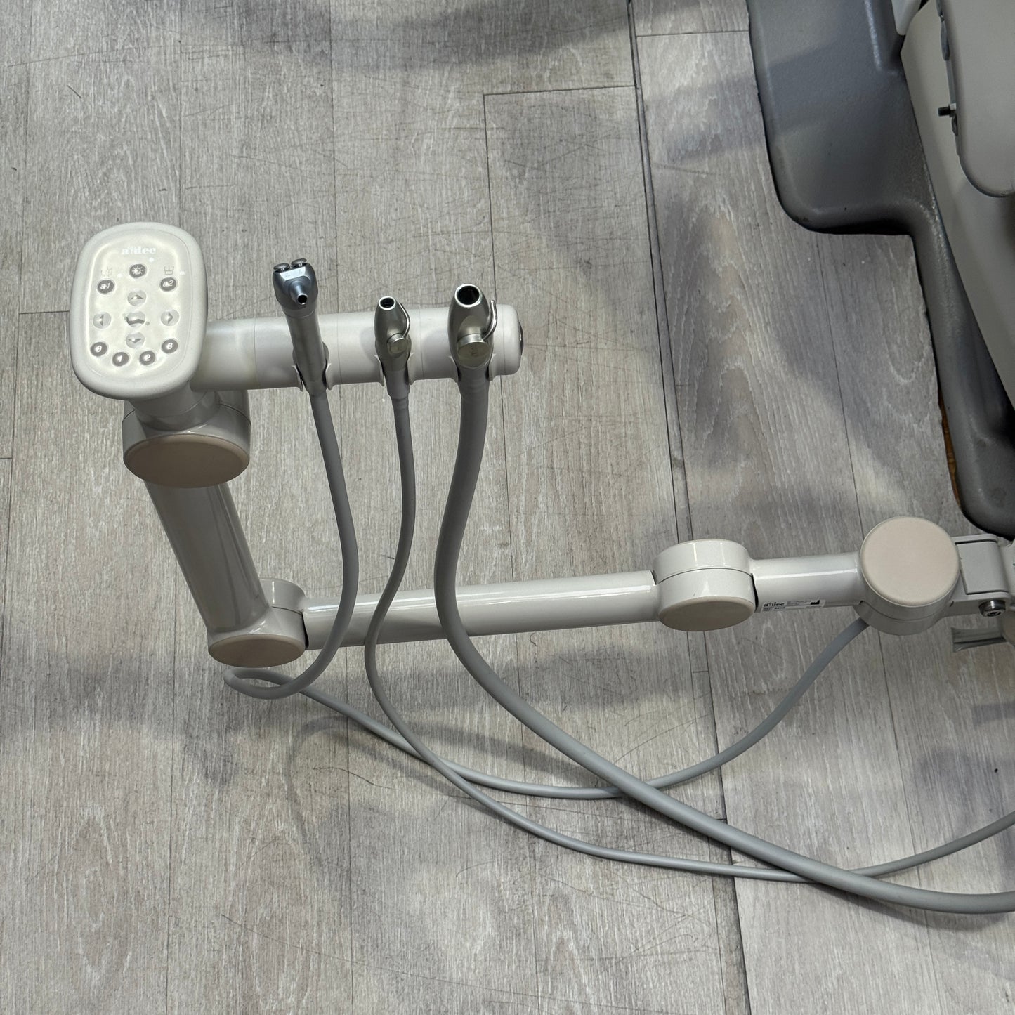 A‑dec 511R/532R Dental Chair Package