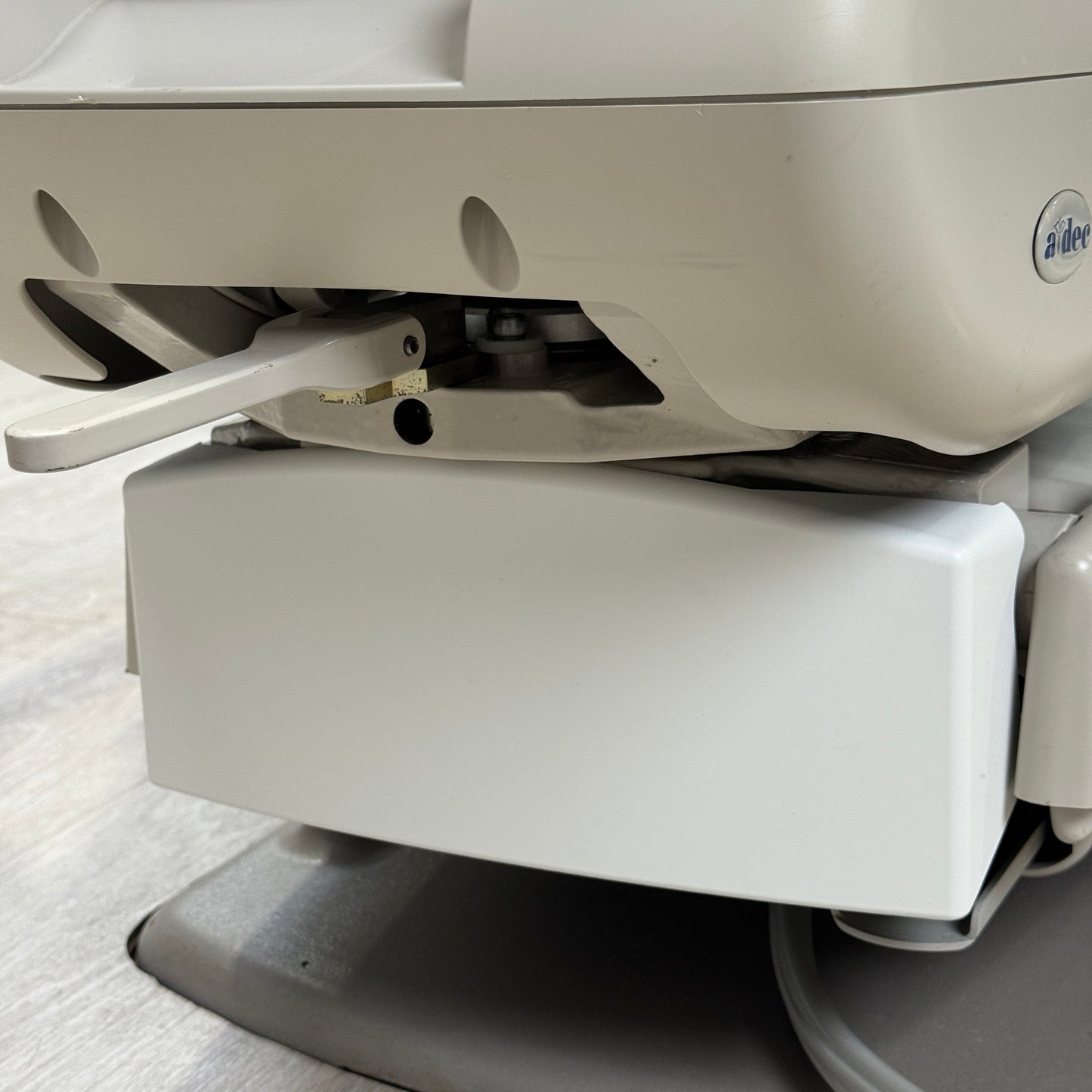 A‑dec 511R/532R Dental Chair Package
