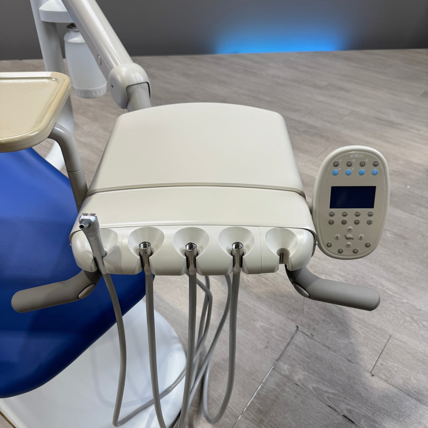 A‑dec 511R/532R Dental Chair Package