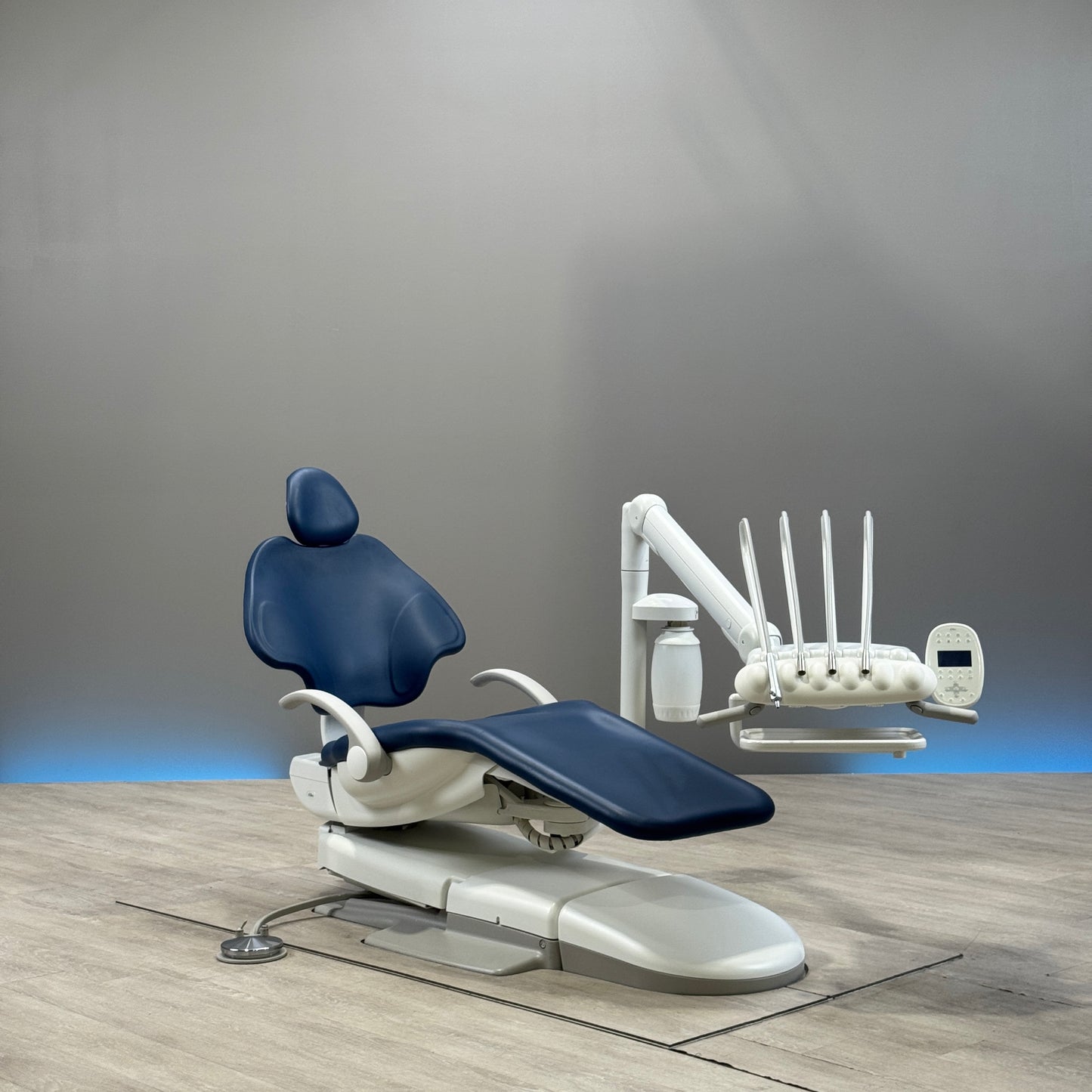 A‑dec 511R/533R Dental Chair Package