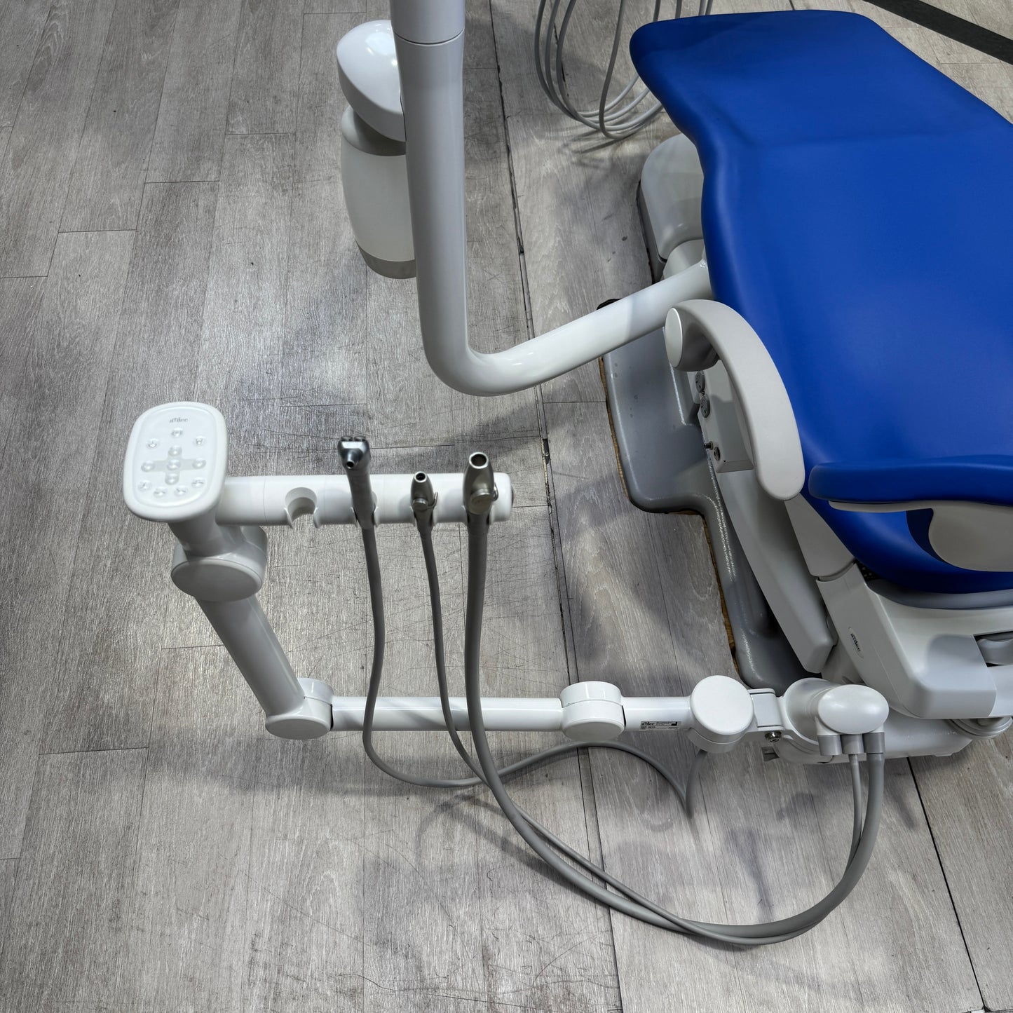 A‑dec 511R/532R Dental Chair Package