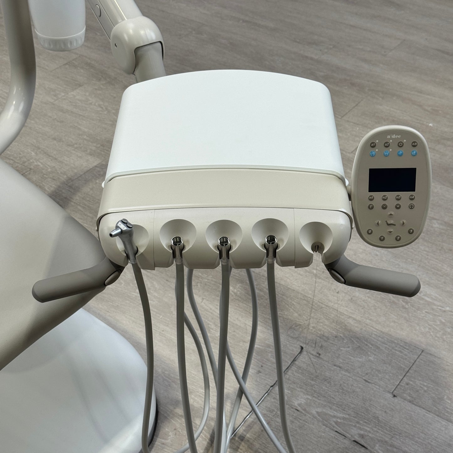 A‑dec 511R/532R Dental Chair Package