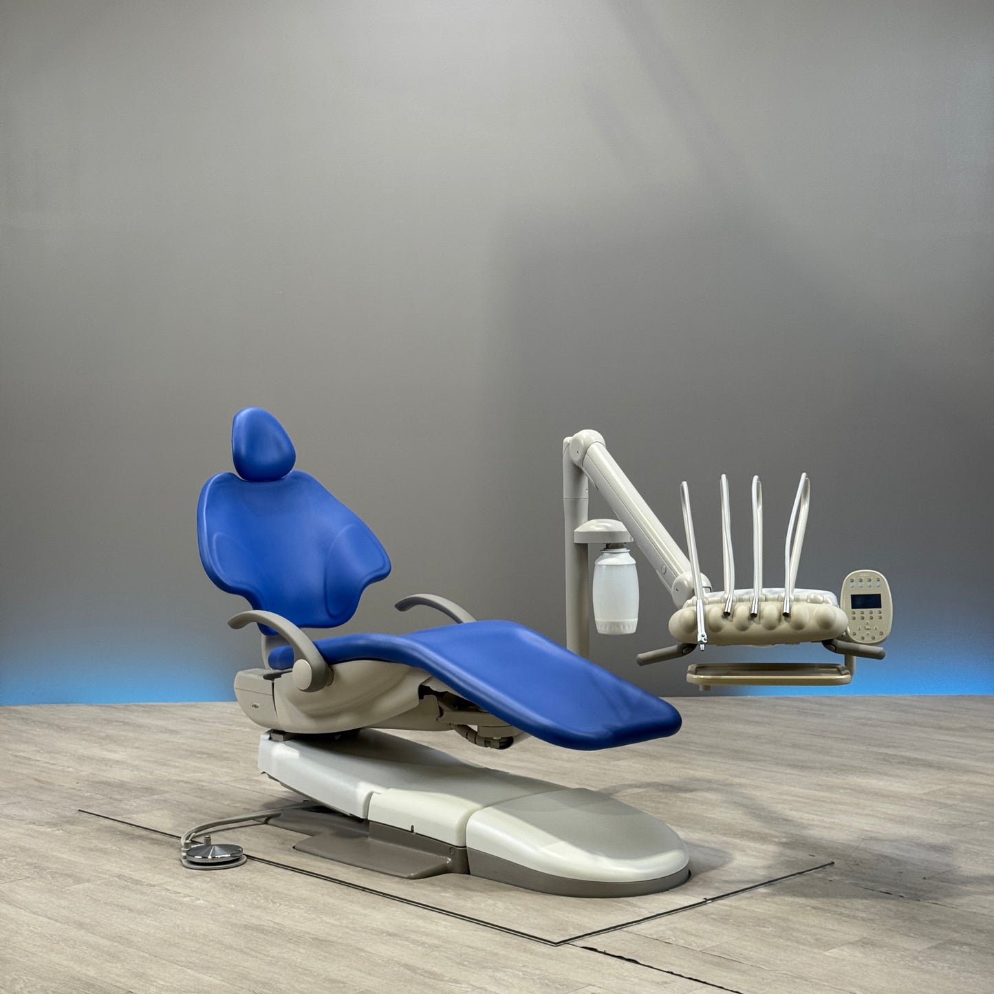 A‑dec 511R/533R Dental Chair Package