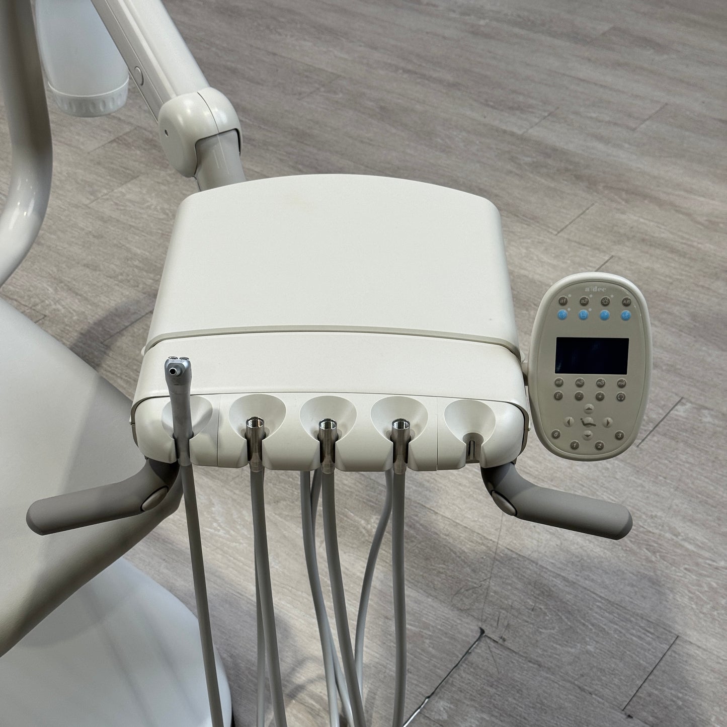 A‑dec 511R/532R Dental Chair Package