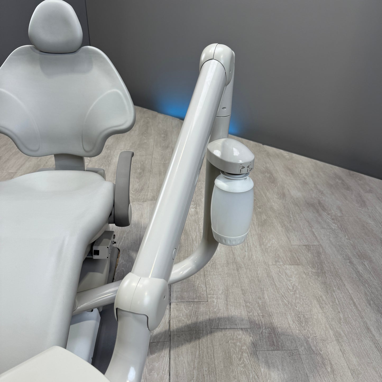 A‑dec 511R/532R Dental Chair Package