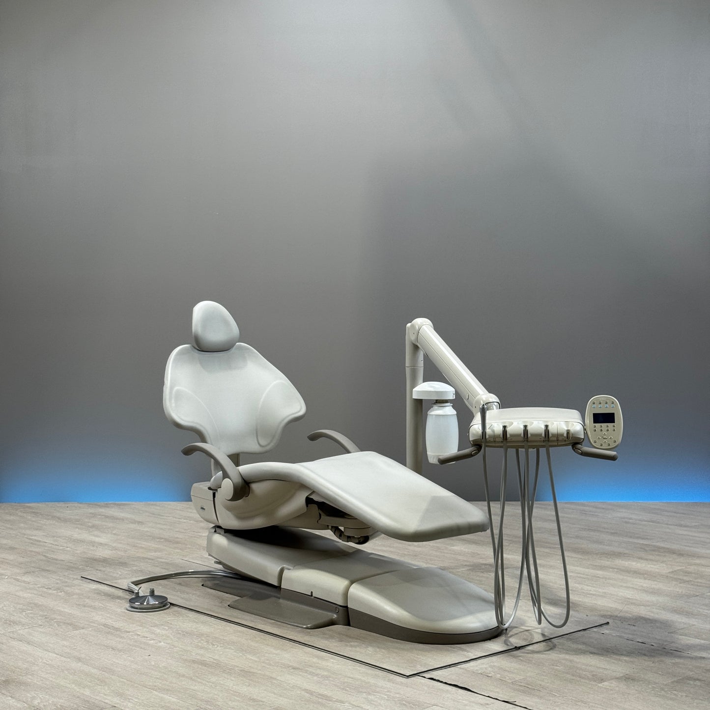 A‑dec 511R/532R Dental Chair Package