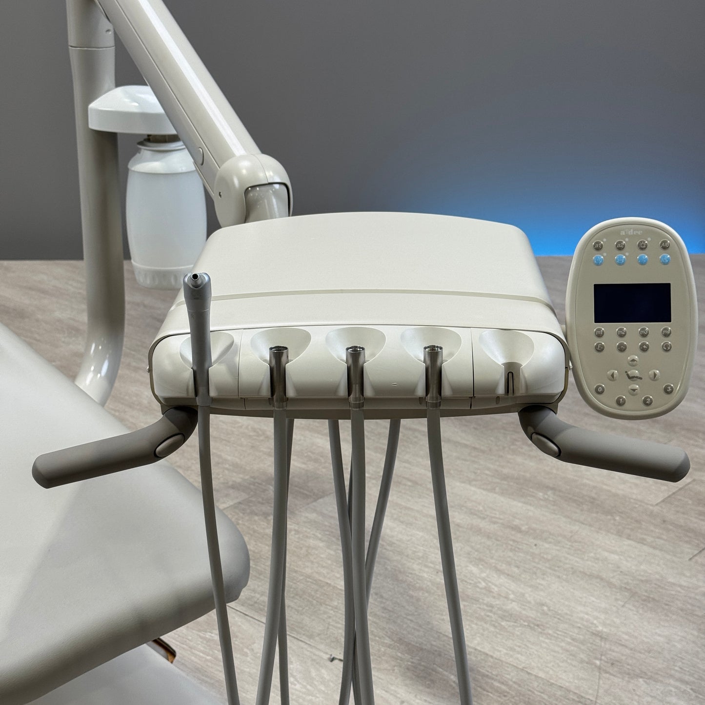 A‑dec 511R/532R Dental Chair Package