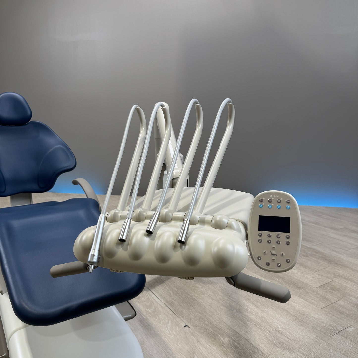 A‑dec 511R/533R Dental Chair Package=