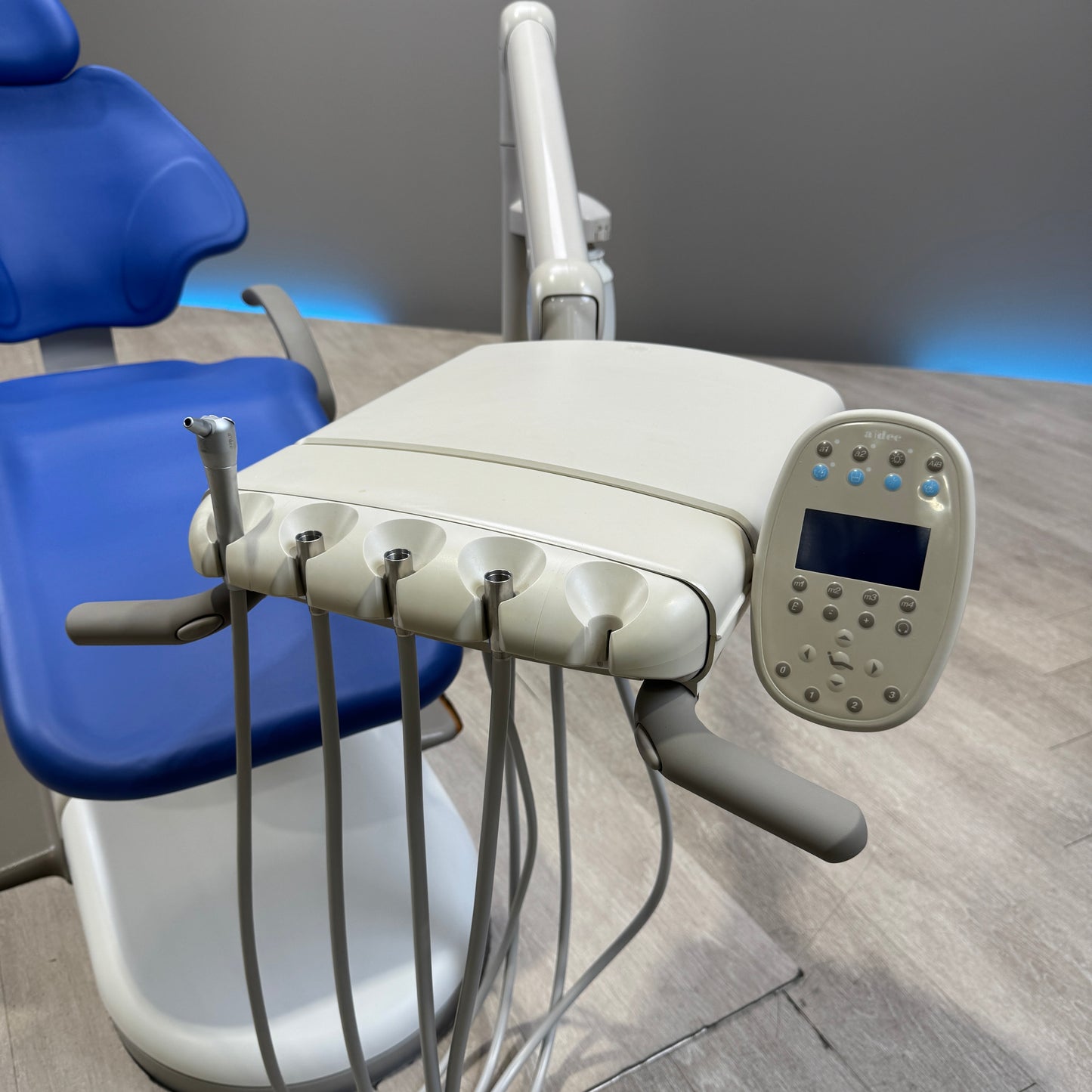A‑dec 511R/532R Dental Chair Package