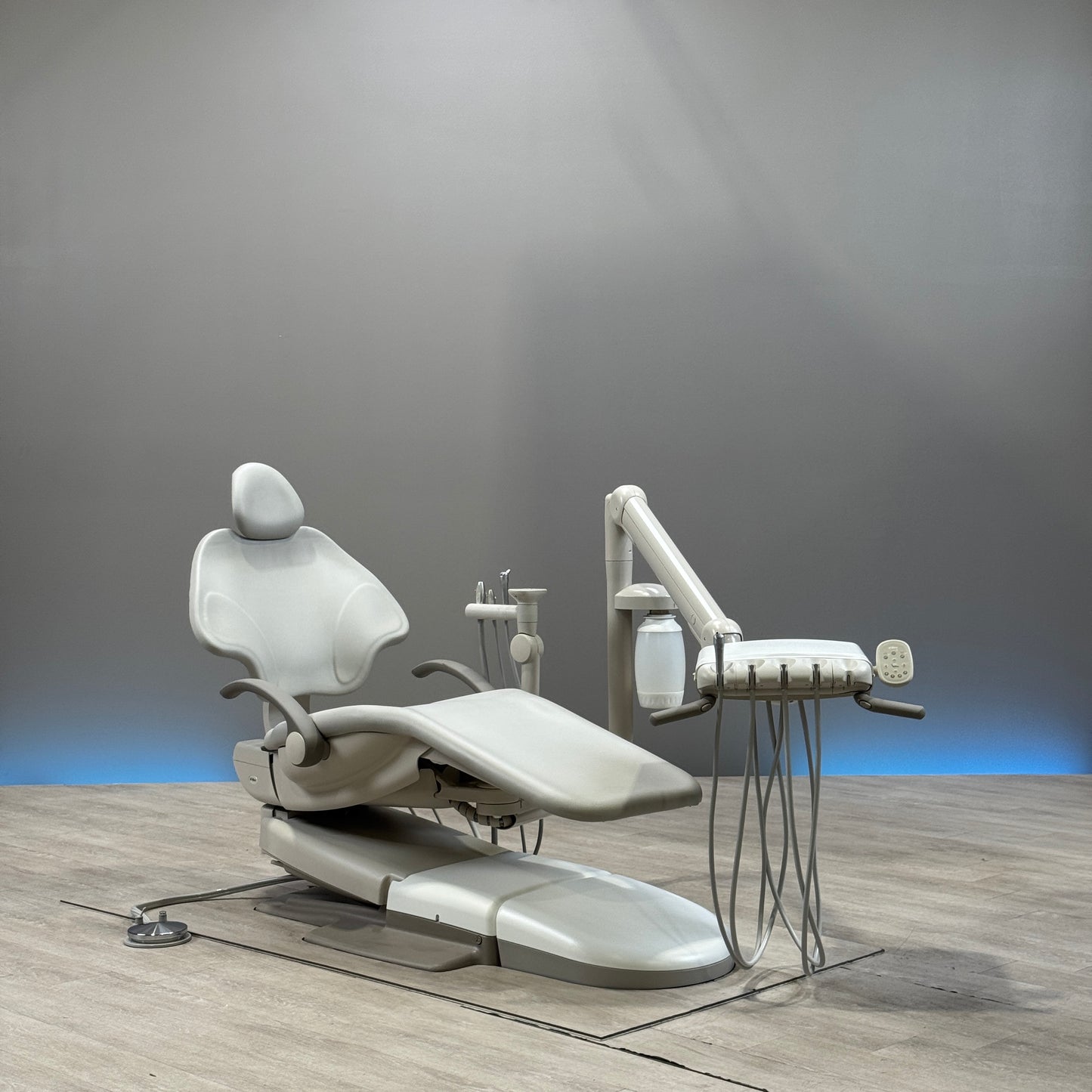 A‑dec 511R/532R Dental Chair Package