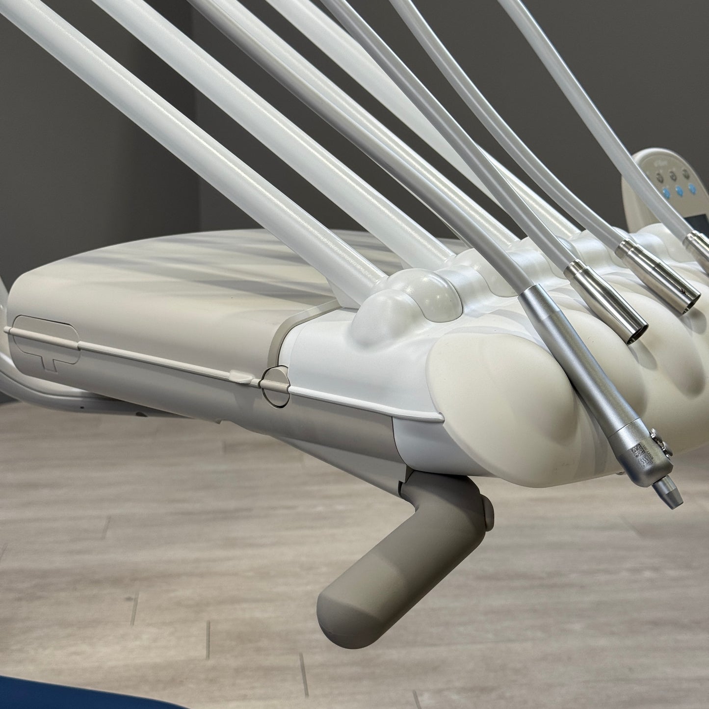 A‑dec 511R/533R Dental Chair Package