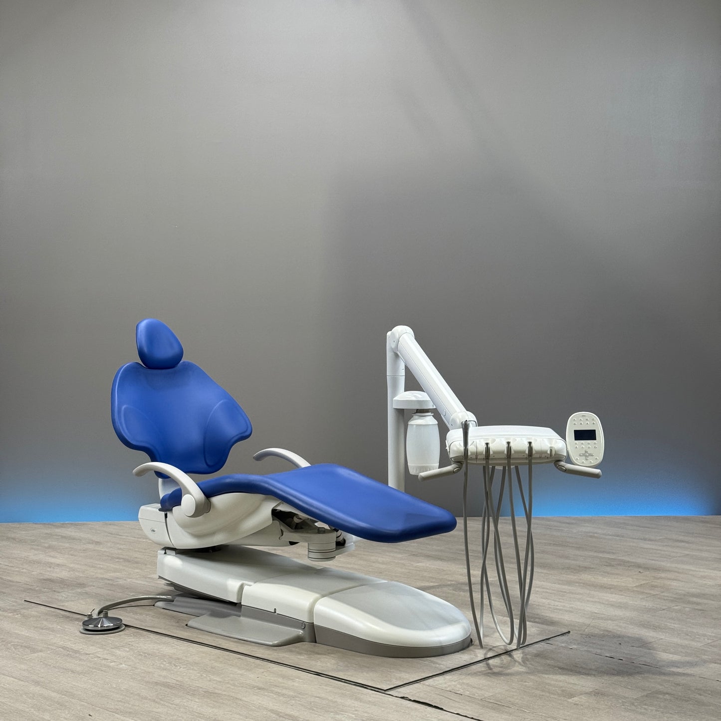A‑dec 511R/532R Dental Chair Package