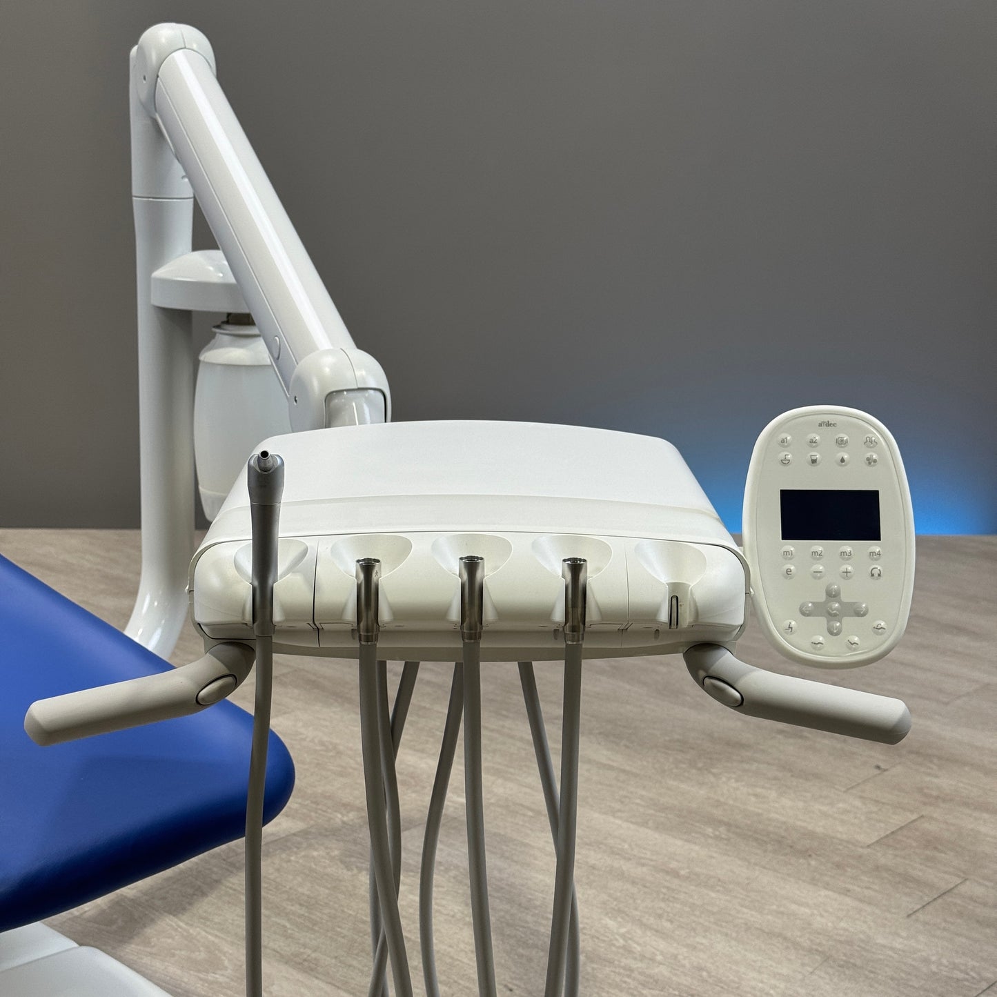 A‑dec 511R/532R Dental Chair Package
