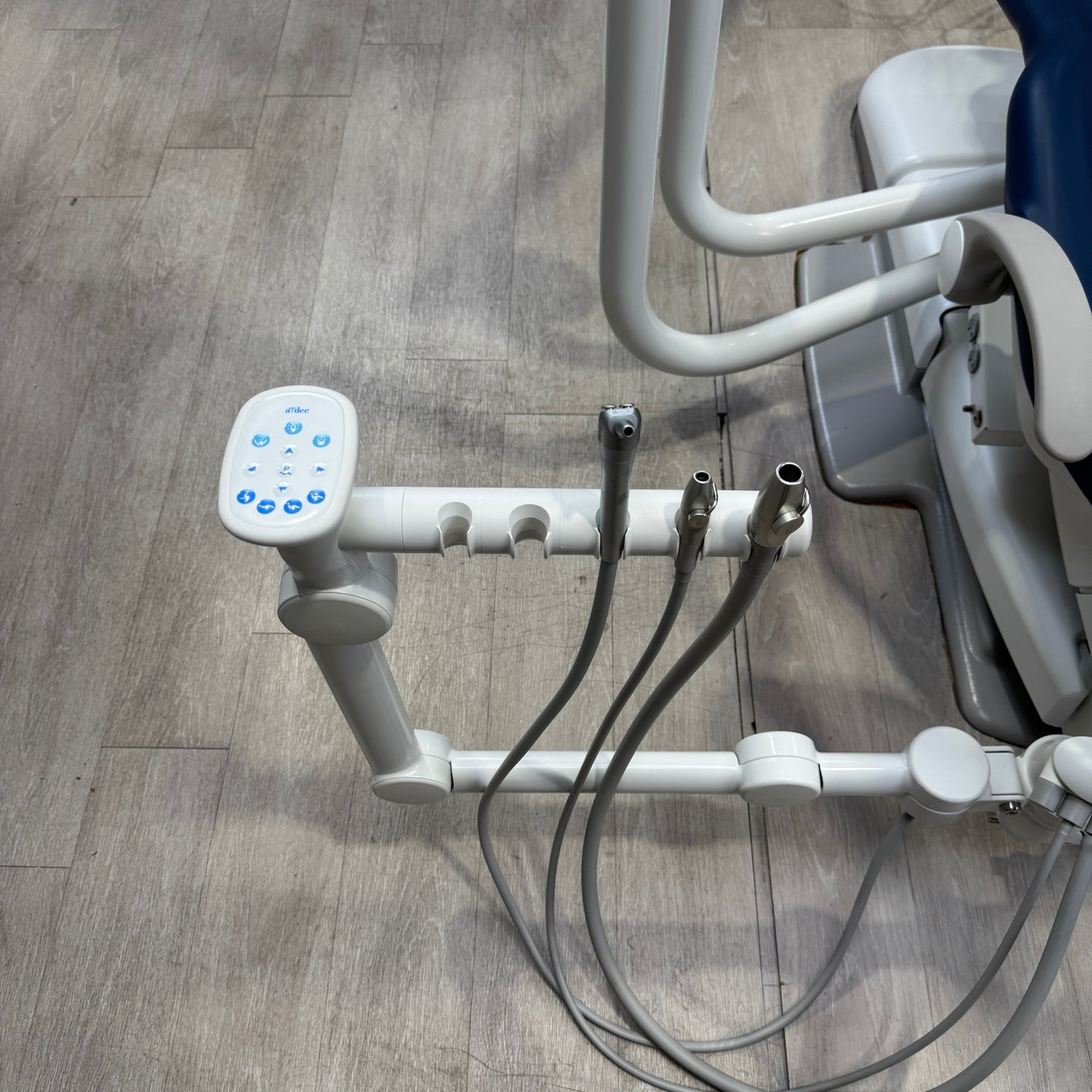 A‑dec 511R/332R Dental Chair Package