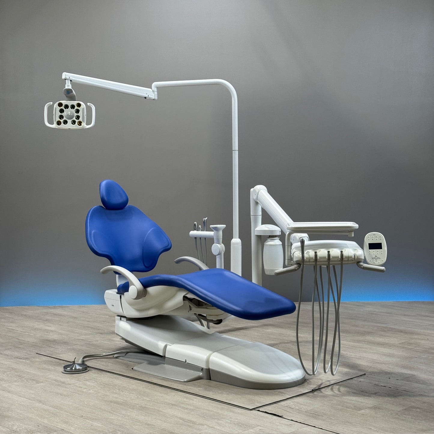 A‑dec 511R/532R Dental Chair Package