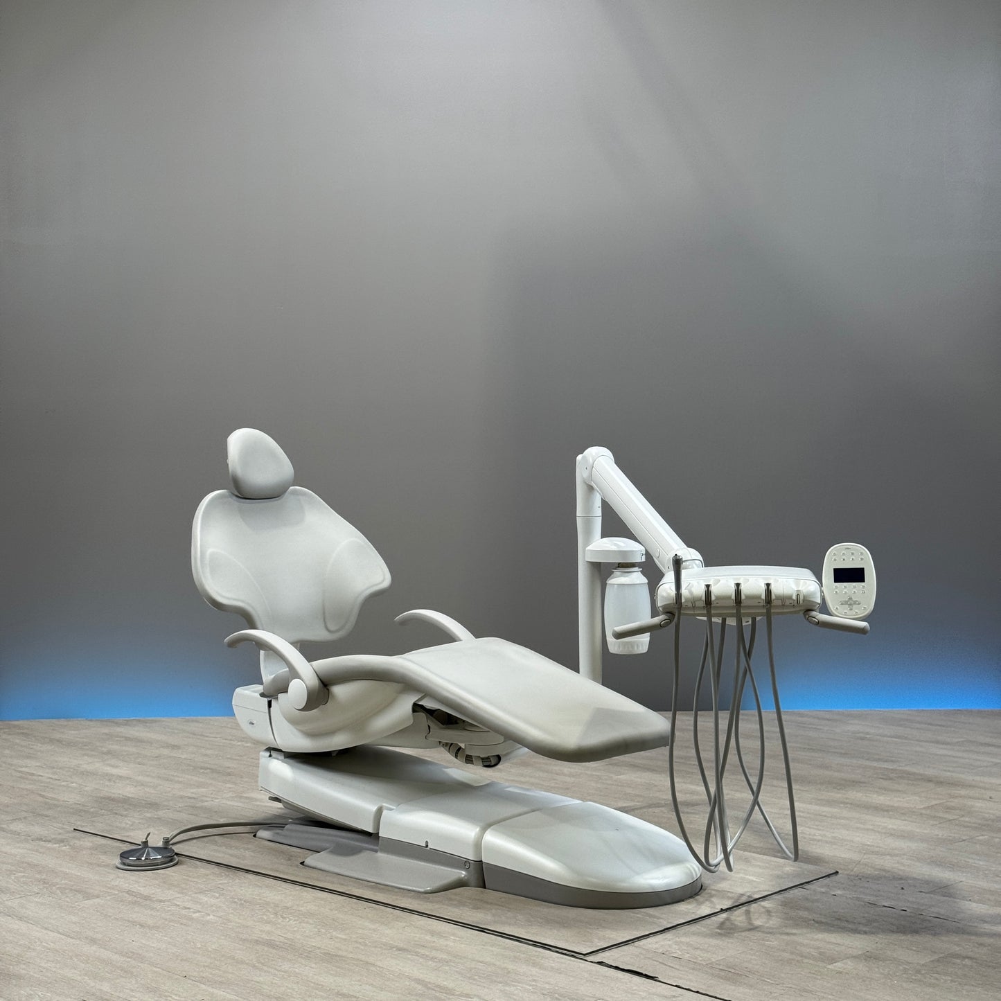 A‑dec 511R/532R Dental Chair Package