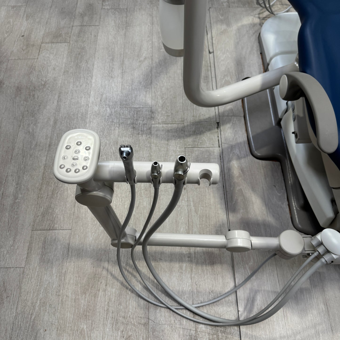 A‑dec 511R/532R Dental Chair Package