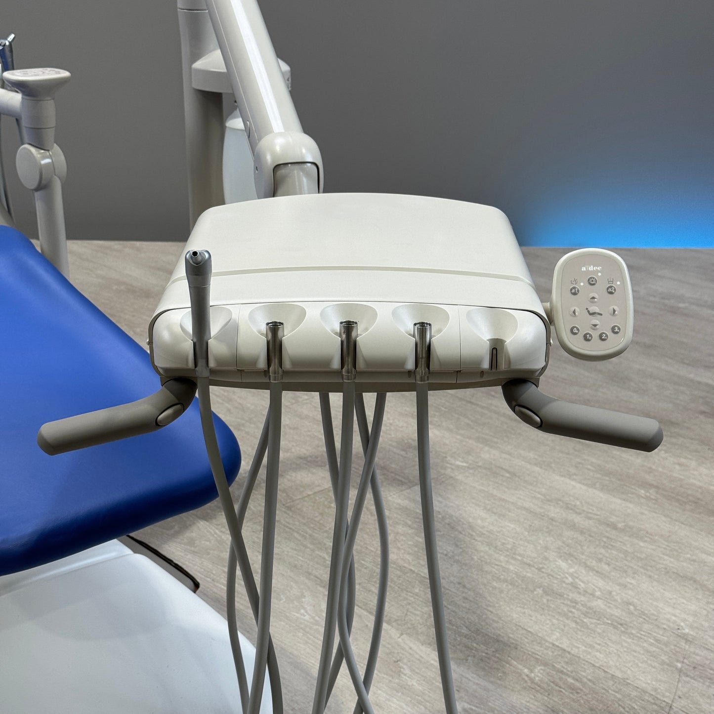 A‑dec 511R/532R Dental Chair Package