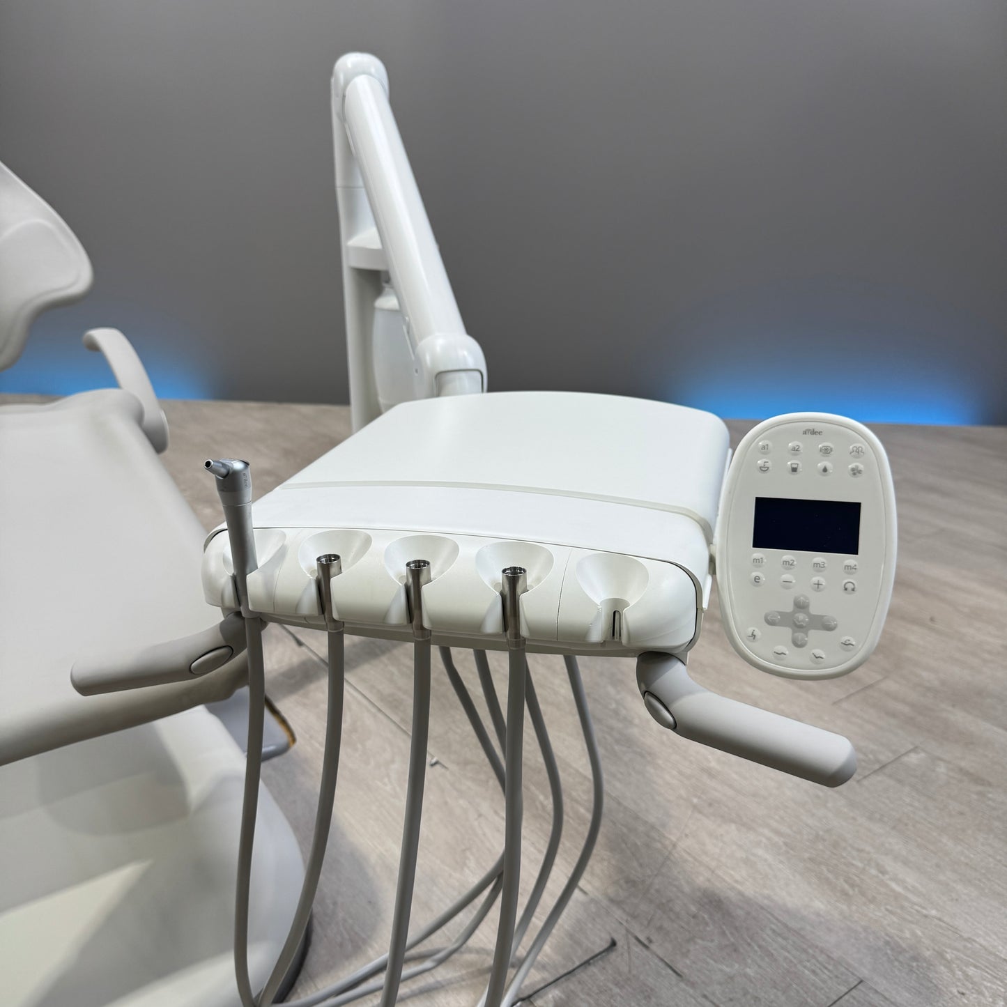 A‑dec 511R/532R Dental Chair Package