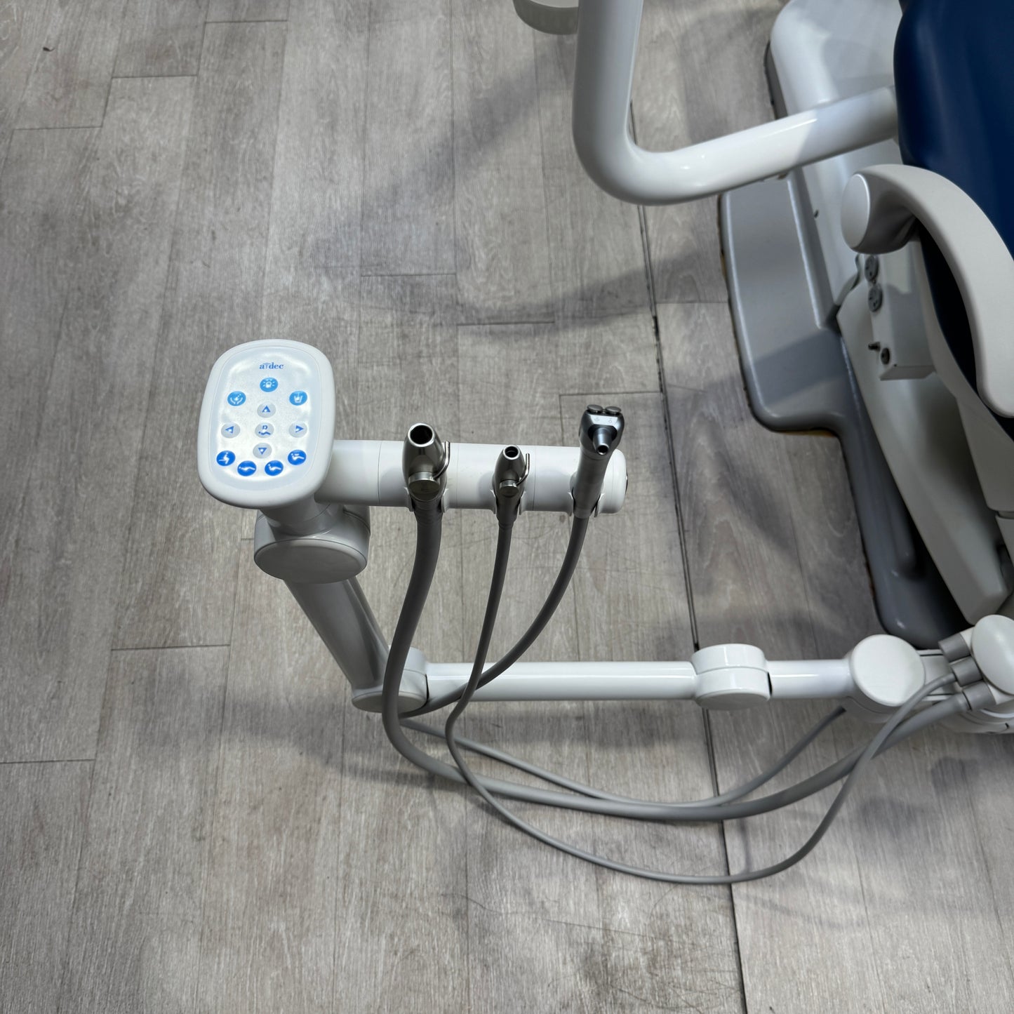 A‑dec 511R/532R Dental Chair Package
