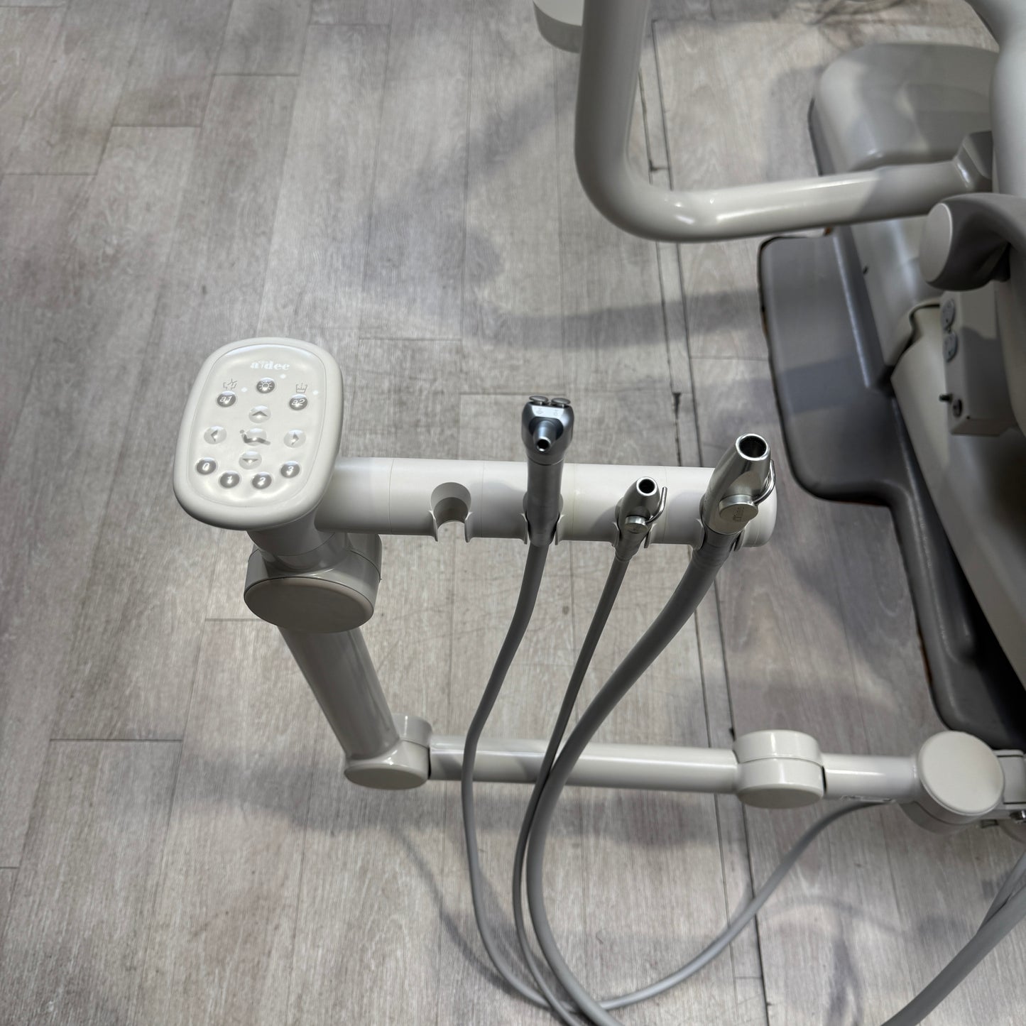 A‑dec 511R/532R Dental Chair Package