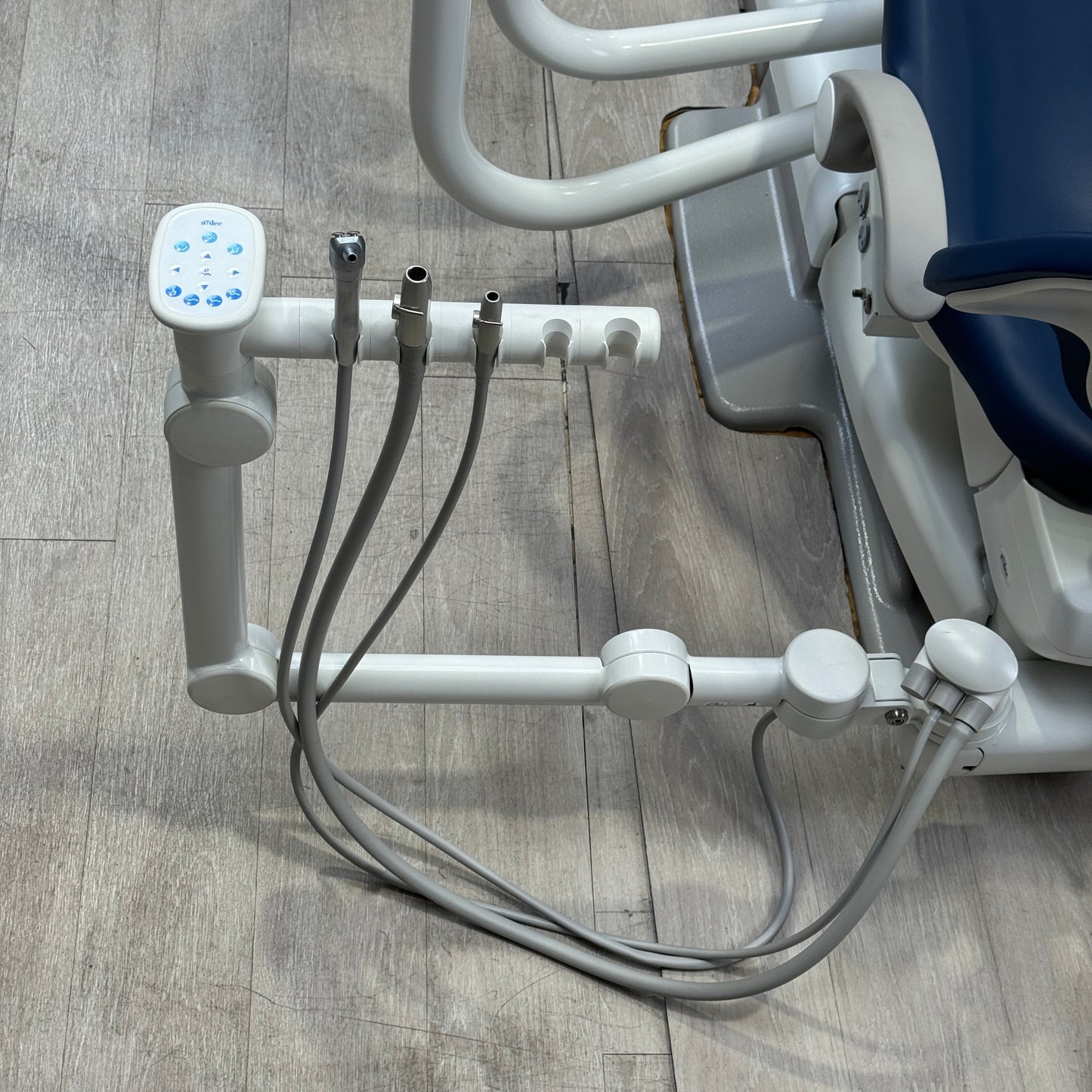 A‑dec 511R/332R Dental Chair Package