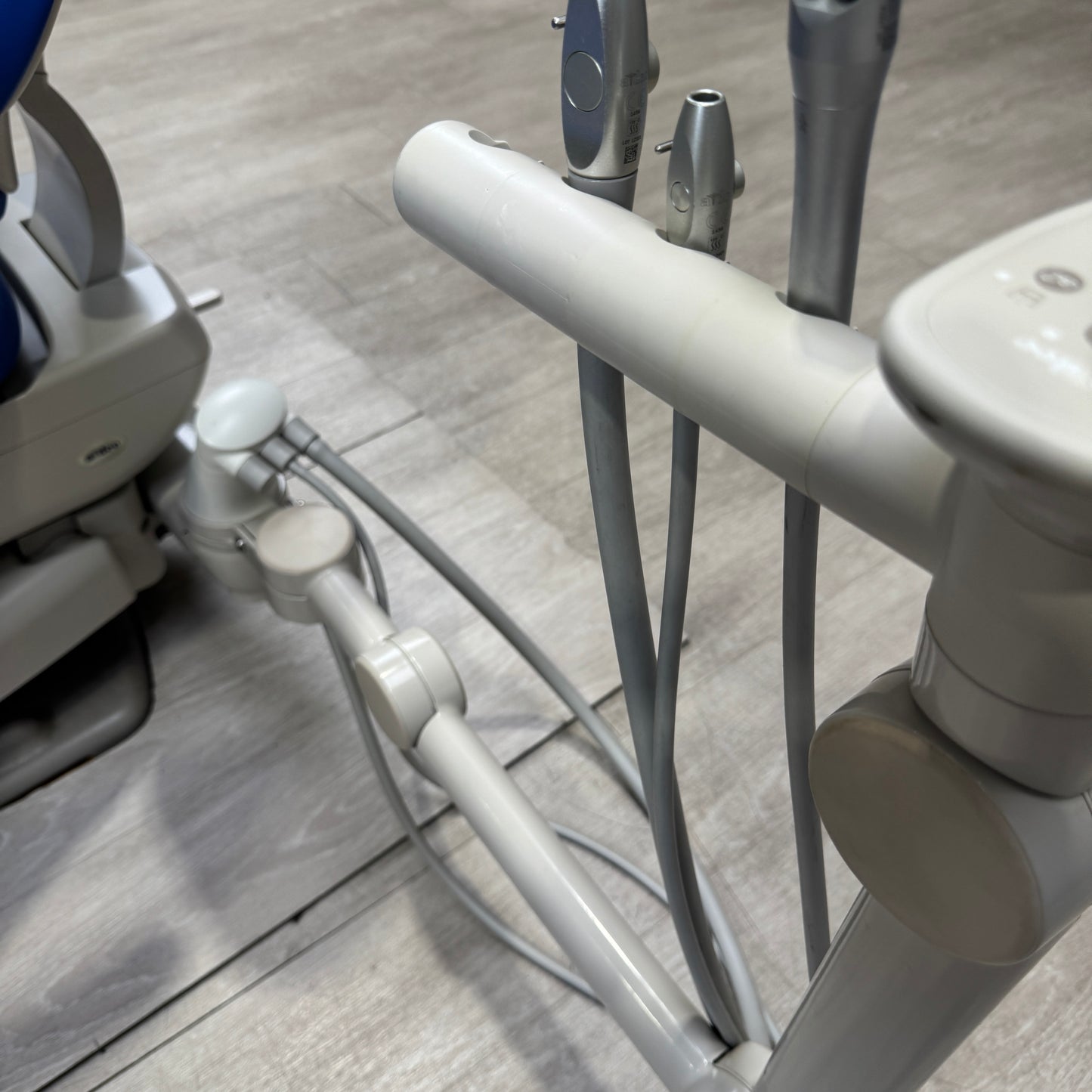A‑dec 511R/532R Dental Chair Package