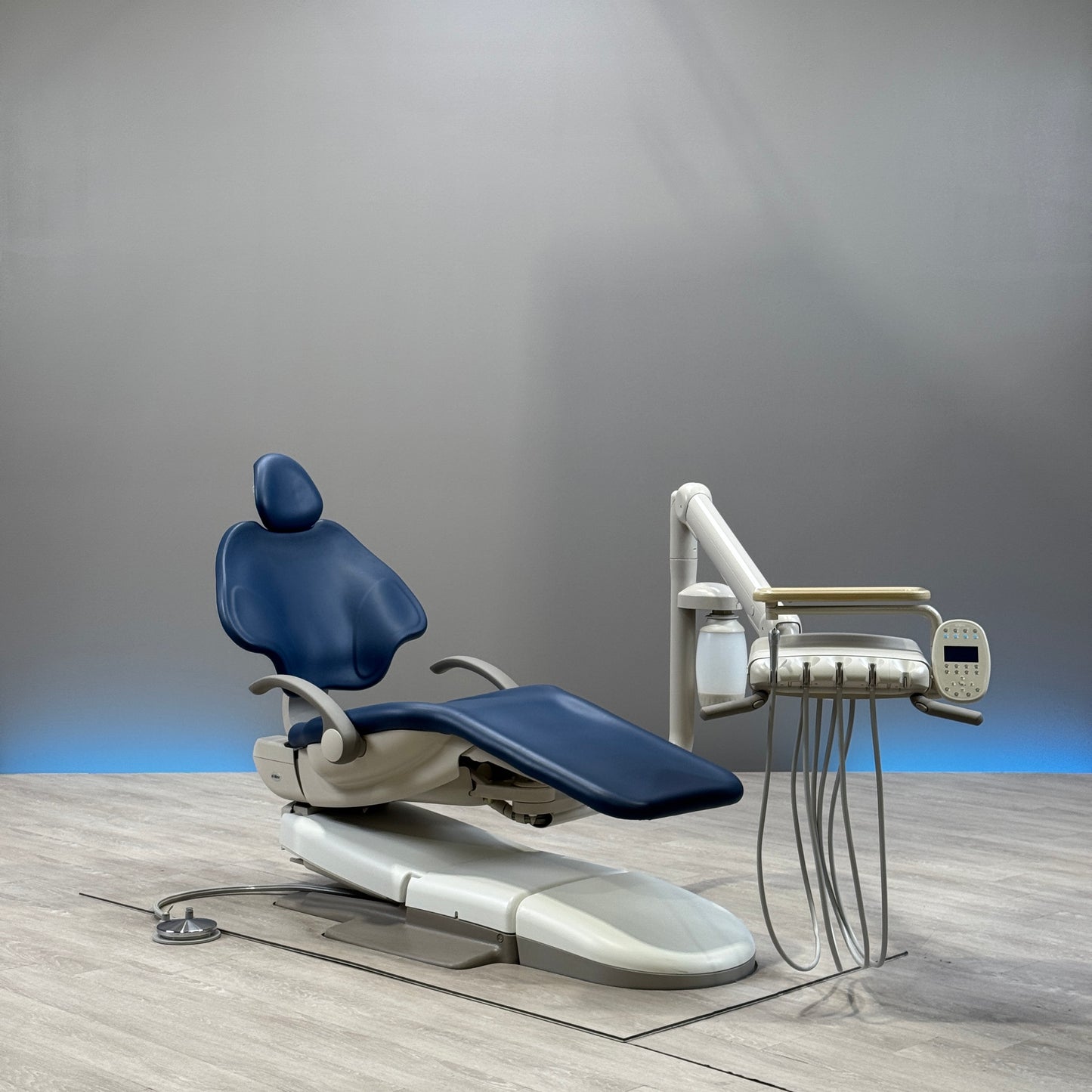 A‑dec 511R/532R Dental Chair Package