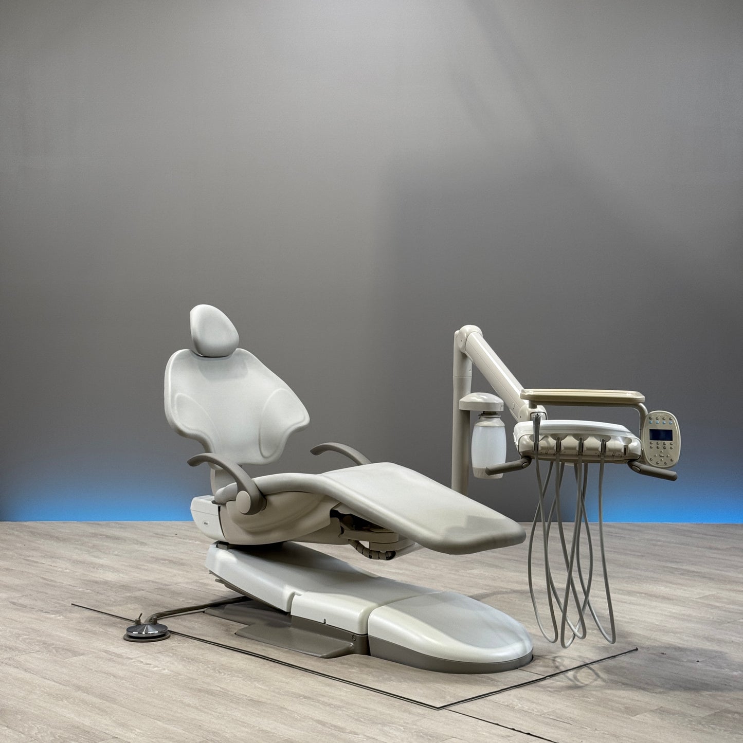 A‑dec 511R/532R Dental Chair Package