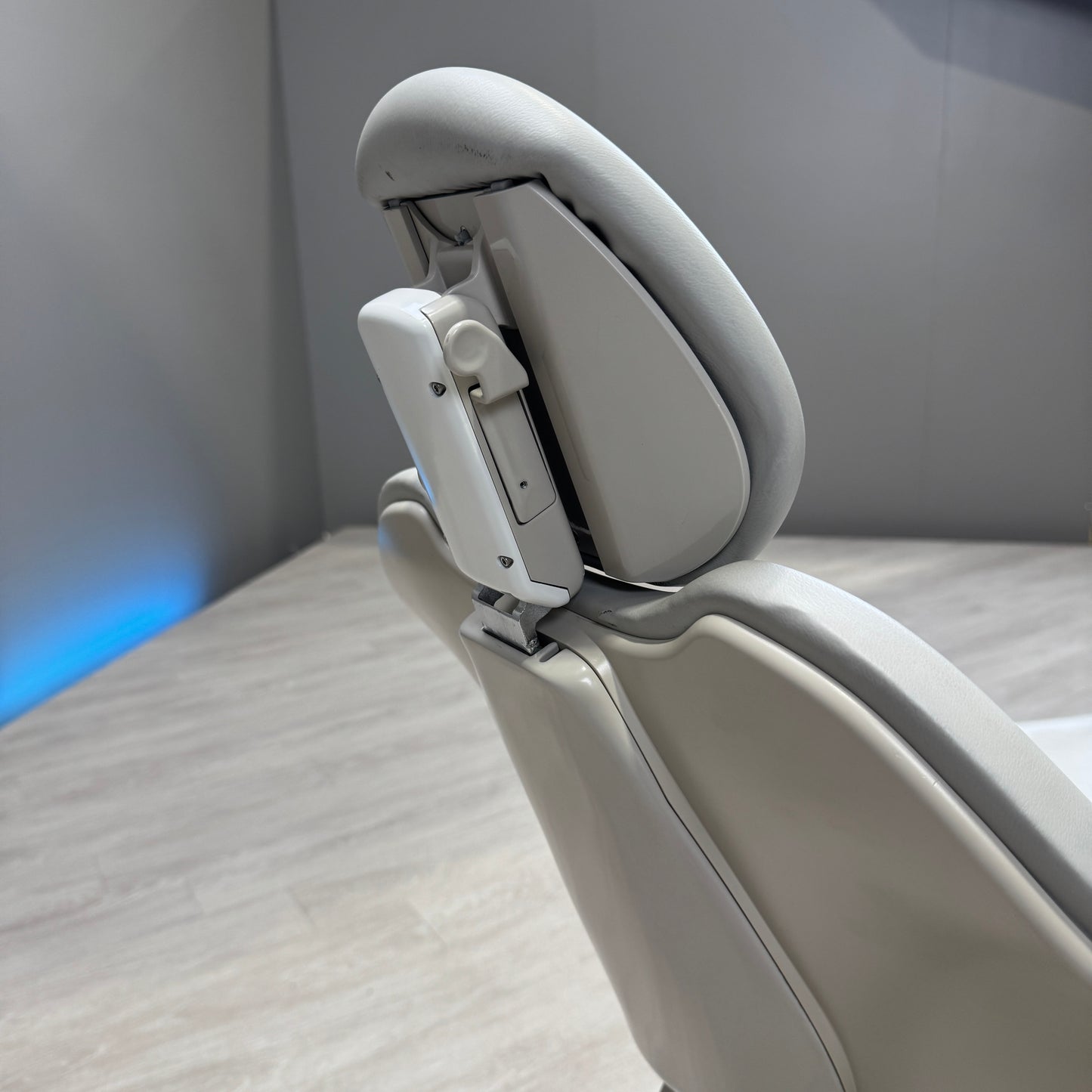 A‑dec 511R/532R Dental Chair Package