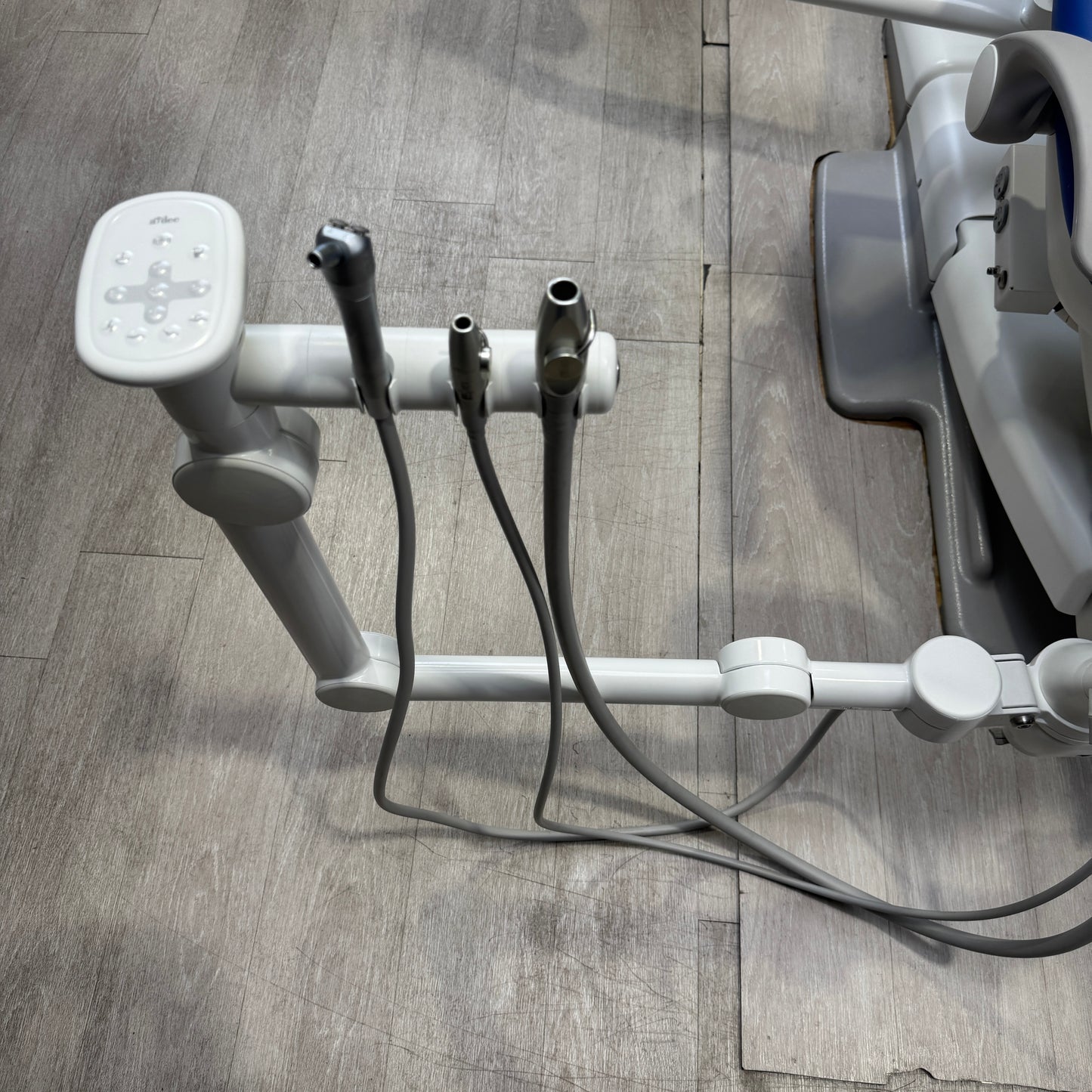 A‑dec 511R/532R Dental Chair Package