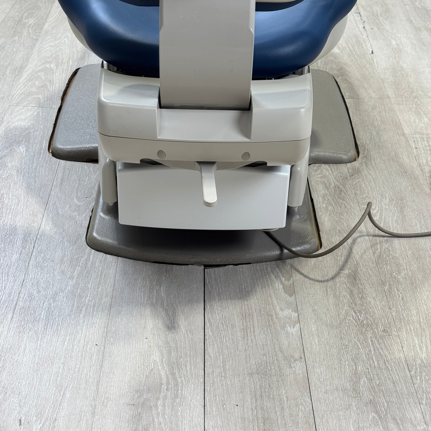 A‑dec 511R Dental Chair Package