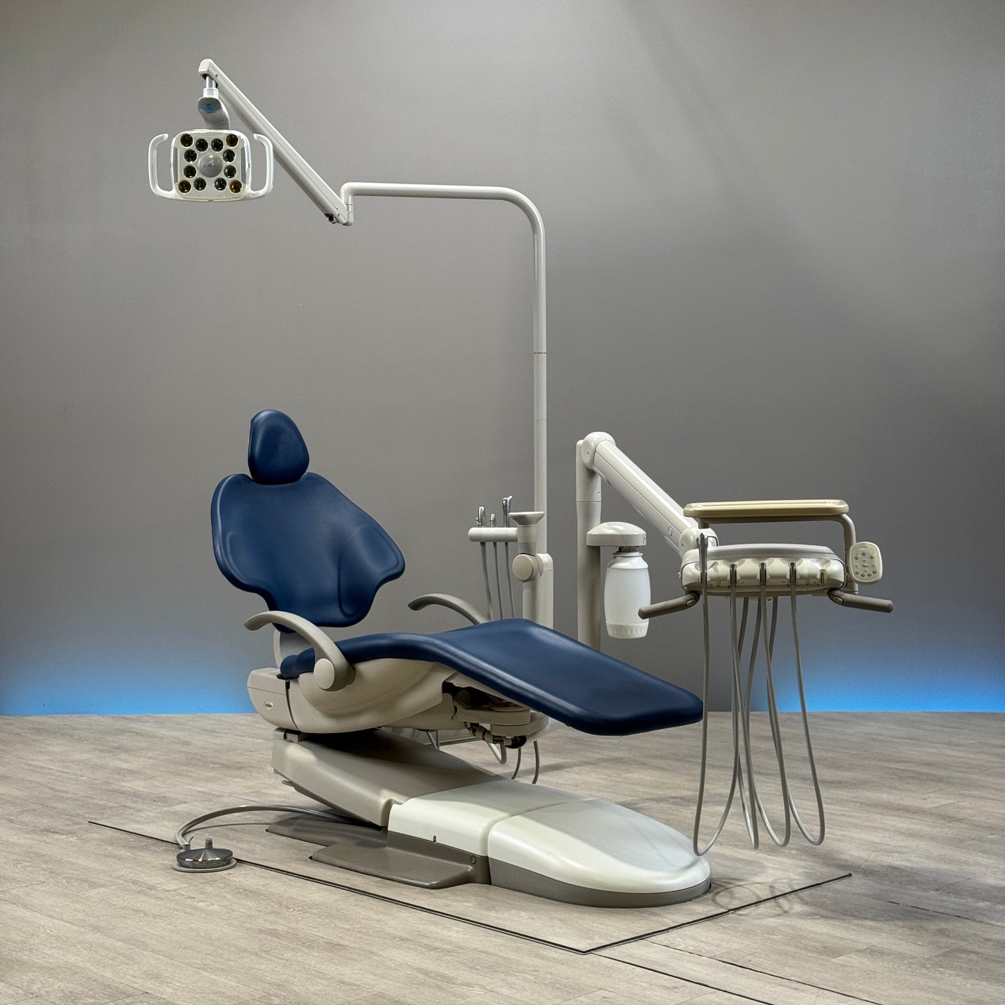 A‑dec 511R/532R Dental Chair Package