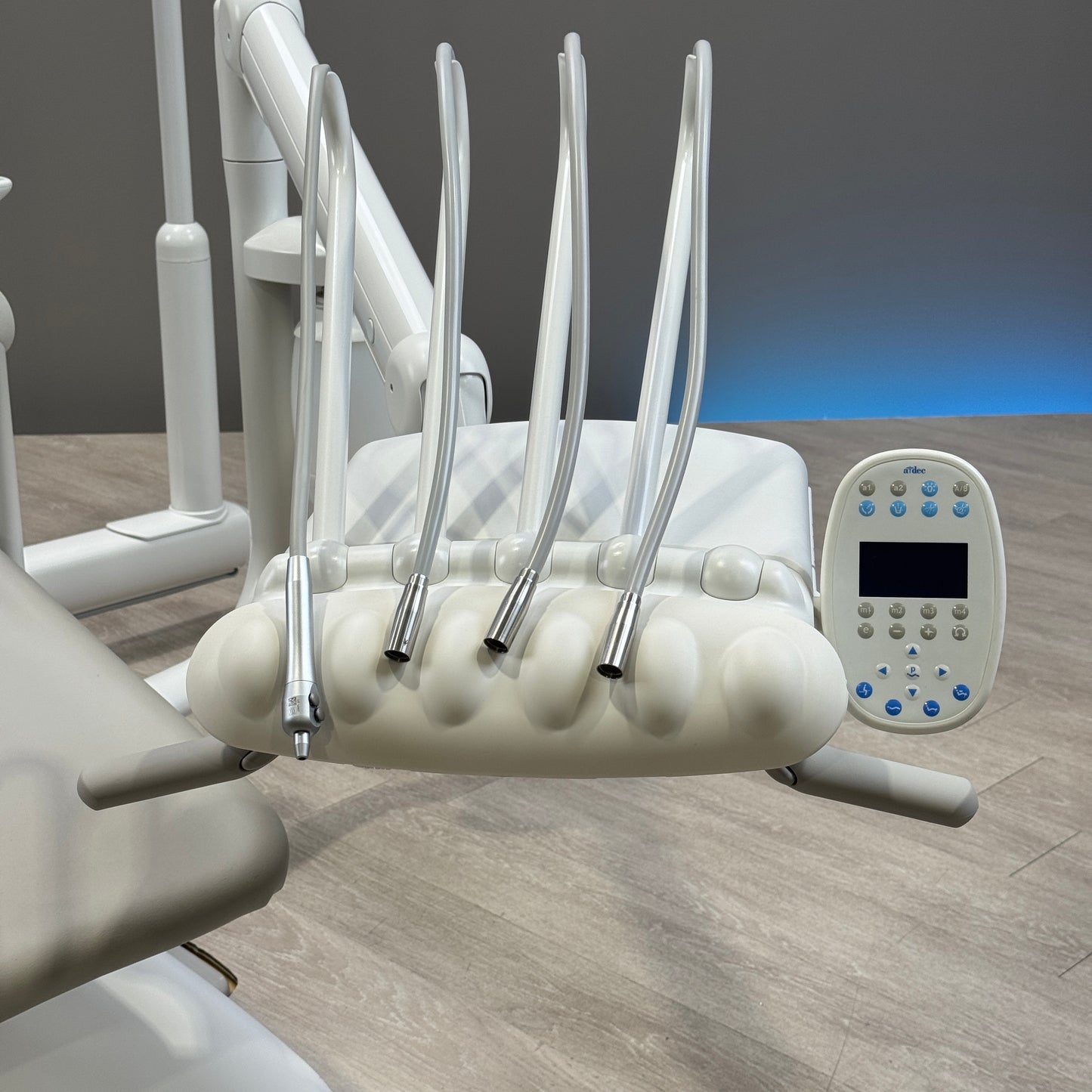 A‑dec 511R/533R Dental Chair Package