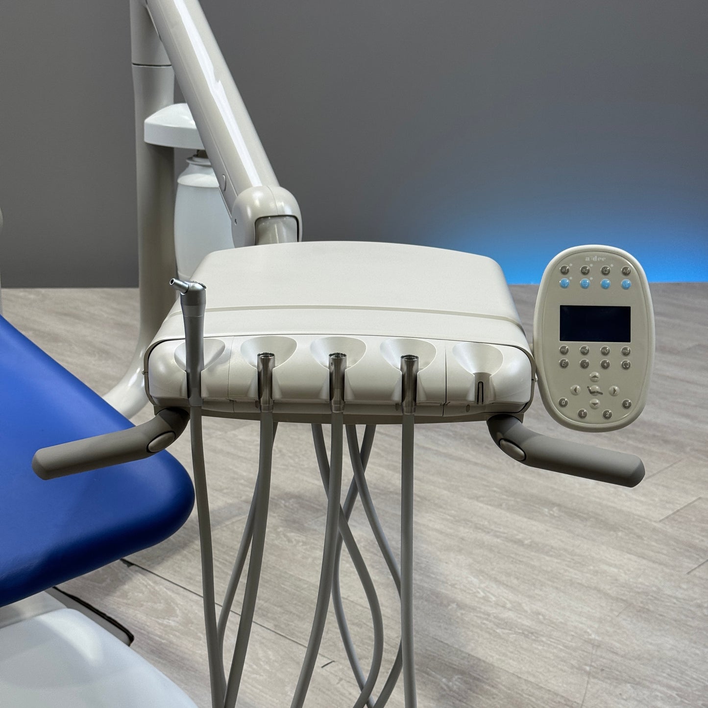A‑dec 511R/532R Dental Chair Package