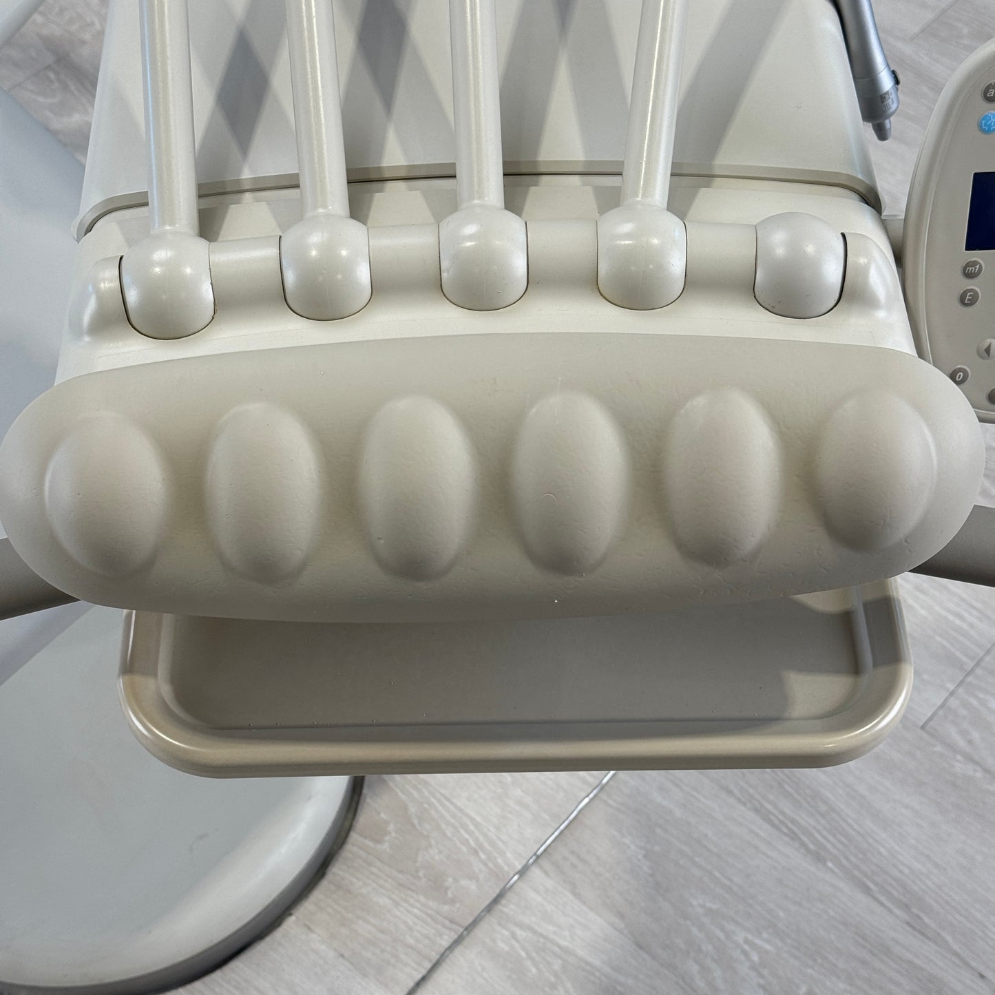 A-dec 511R/533R Dental Chair Package