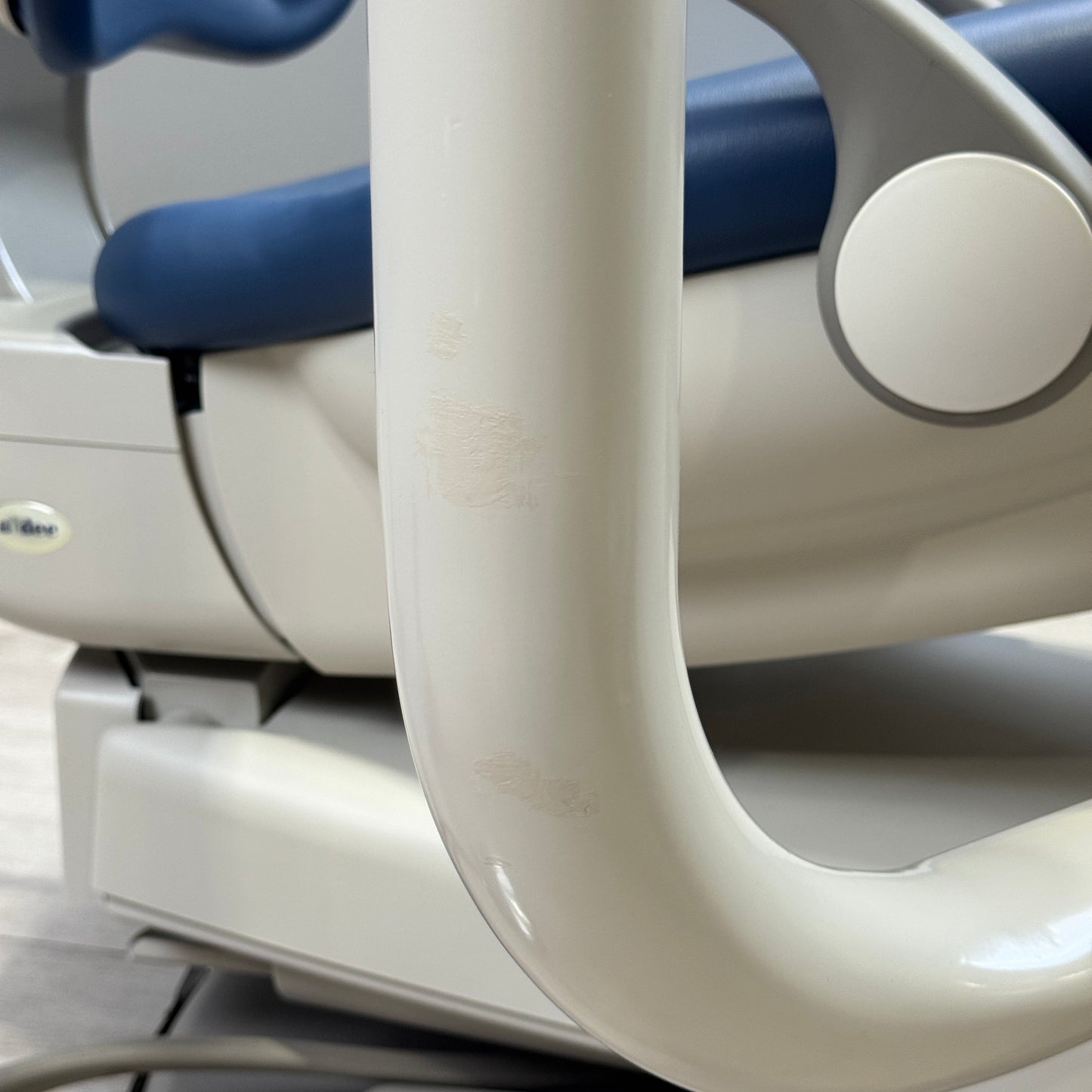 A‑dec 511R/532R Dental Chair Package
