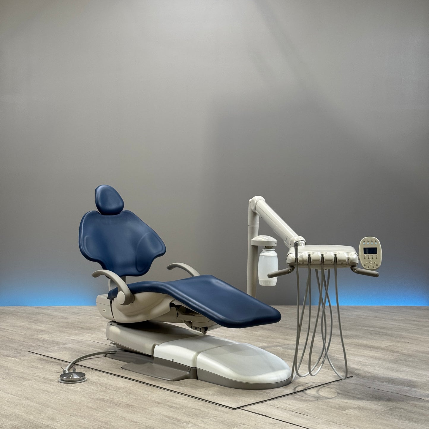 A‑dec 511R/532R Dental Chair Package