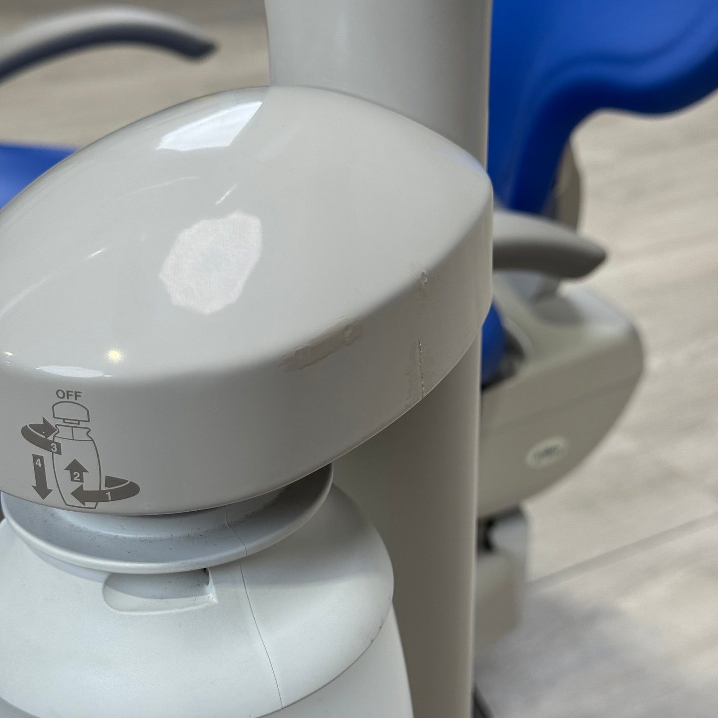 A‑dec 511R/533R Dental Chair Package